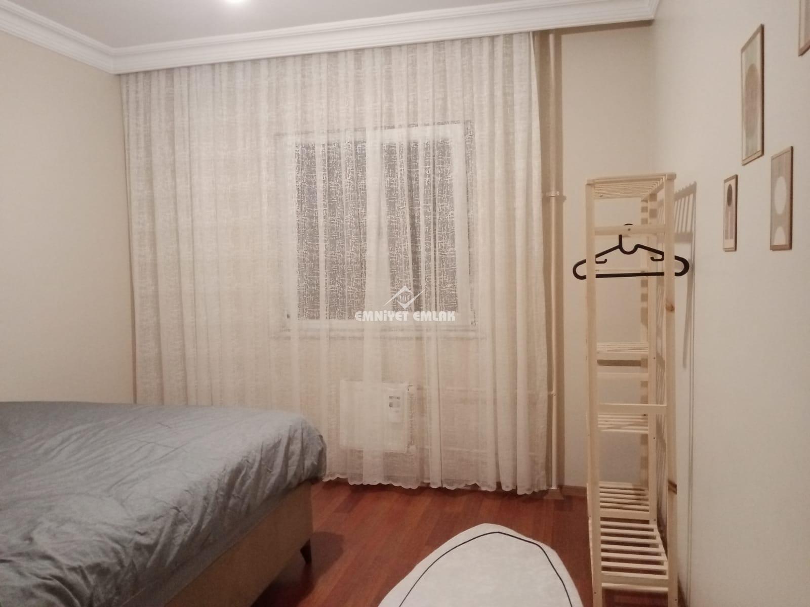 KDZ EREĞLİ ÖMERLİ MAH. KAYNARCA KONUTLARINDA SATILIK EBEWEYN BANYOLU 3+1 DAİRE