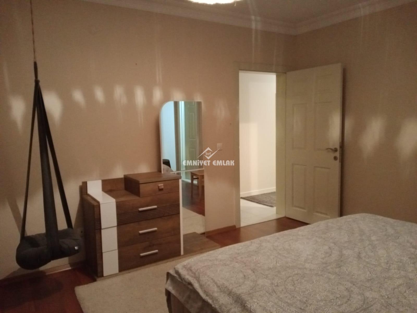 KDZ EREĞLİ ÖMERLİ MAH. KAYNARCA KONUTLARINDA SATILIK EBEWEYN BANYOLU 3+1 DAİRE