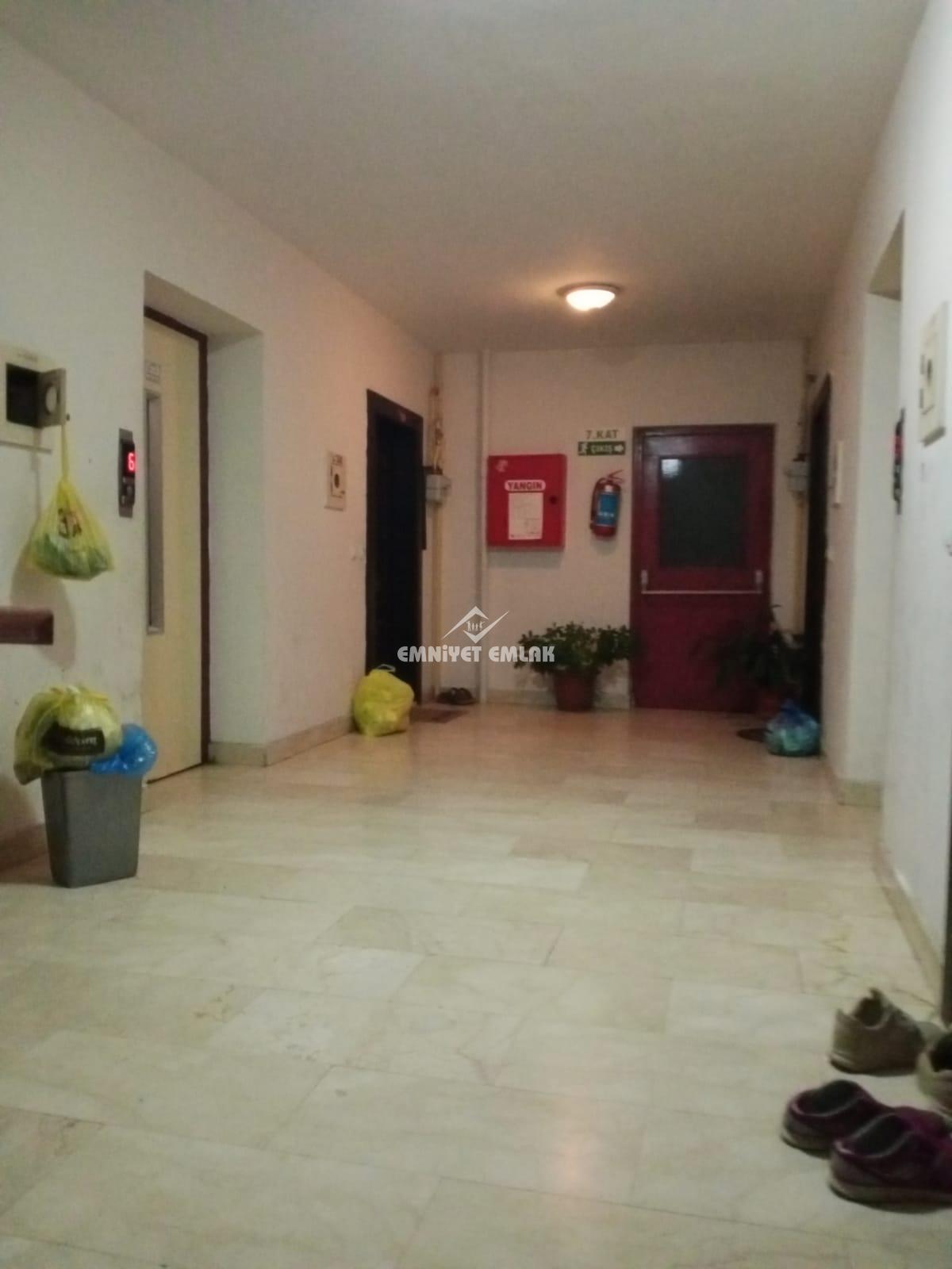 KDZ EREĞLİ ÖMERLİ MAH. KAYNARCA KONUTLARINDA SATILIK EBEWEYN BANYOLU 3+1 DAİRE