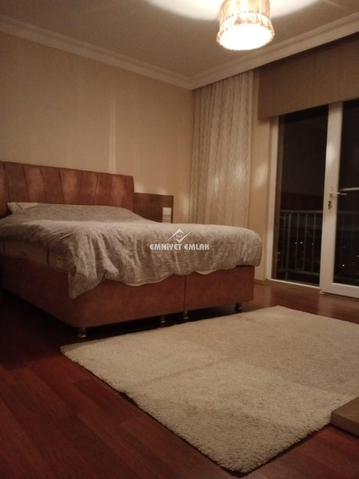 KDZ EREĞLİ ÖMERLİ MAH. KAYNARCA KONUTLARINDA SATILIK EBEWEYN BANYOLU 3+1 DAİRE