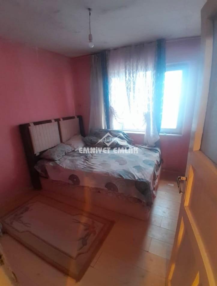EREĞLİ KAVAKLIK MAHALLESİ 1.KÖPRÜDE EŞYALIK KİRALIK 3+1 DAİRE