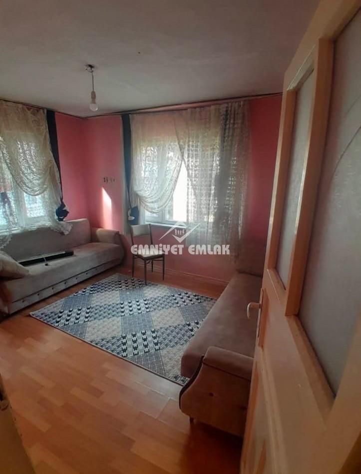 EREĞLİ KAVAKLIK MAHALLESİ 1.KÖPRÜDE EŞYALIK KİRALIK 3+1 DAİRE