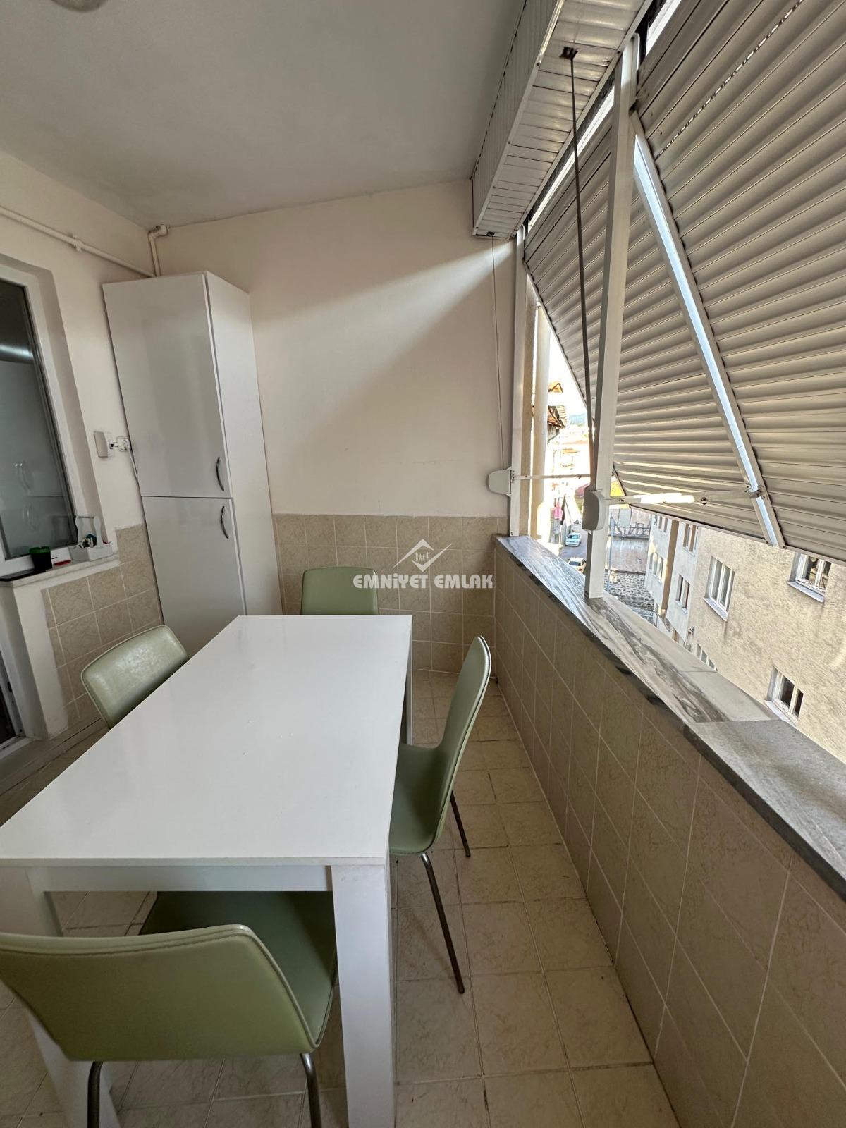 ORHANLAR MAH.  SAHİLE YÜRÜME MESAFESİNDE FULL EŞYALI 3+1 SATILIK DAİRE