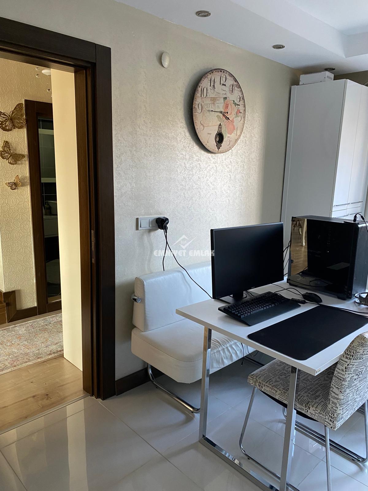 EREĞLİ UZUNMEHMET MAHALLESİ DENİZ MANZARALI 5+2 SATILIK TRİPLEX VİLLA