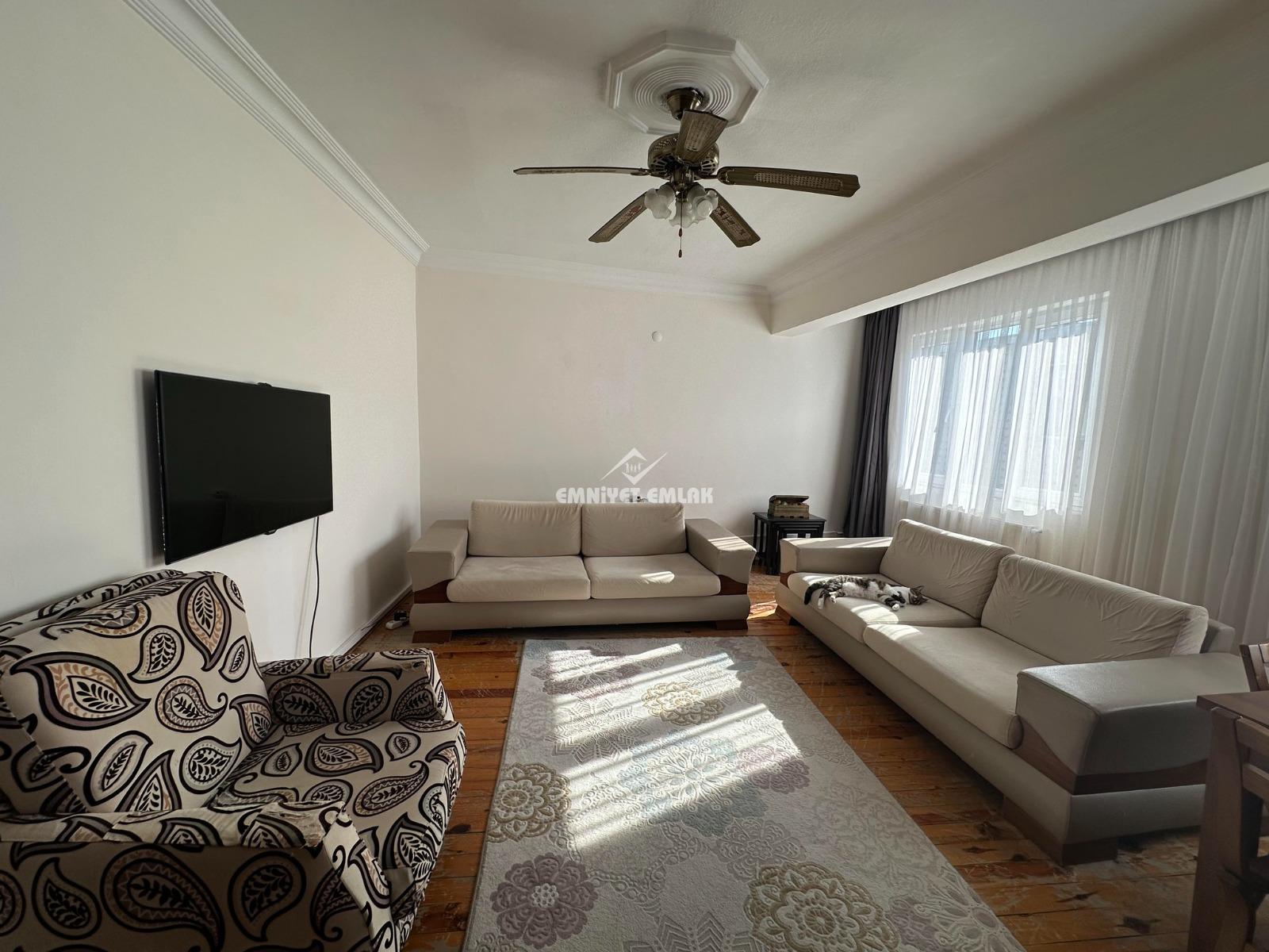 ORHANLAR MAH.  SAHİLE YÜRÜME MESAFESİNDE FULL EŞYALI 3+1 SATILIK DAİRE