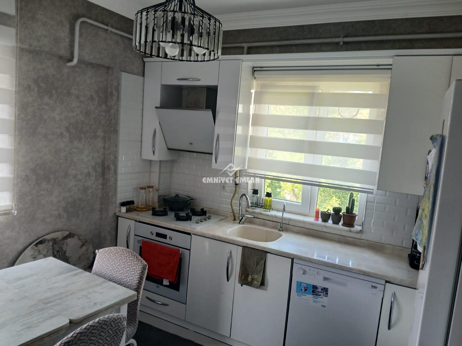 KDZ EREĞLİ MURTAZA MAHALLESİNDE 3+1 EBEVEYN BANYOLU SATILIK DAİRE