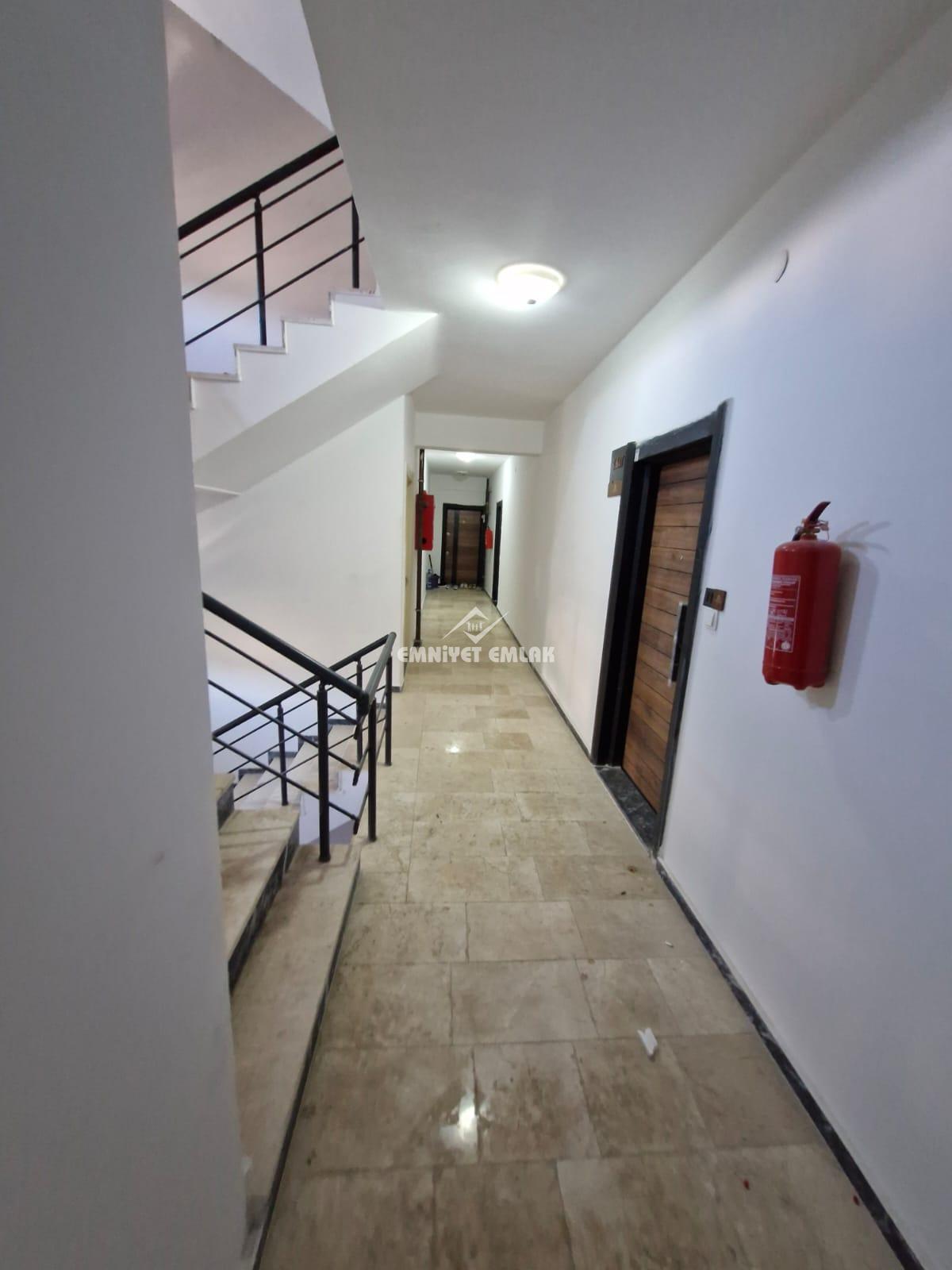 EREĞLİ ÖMERLİ MAHALLESİ DEVLET HAST.KAVŞAĞINA YAKIN KİRALIK 1+1 DAİRE