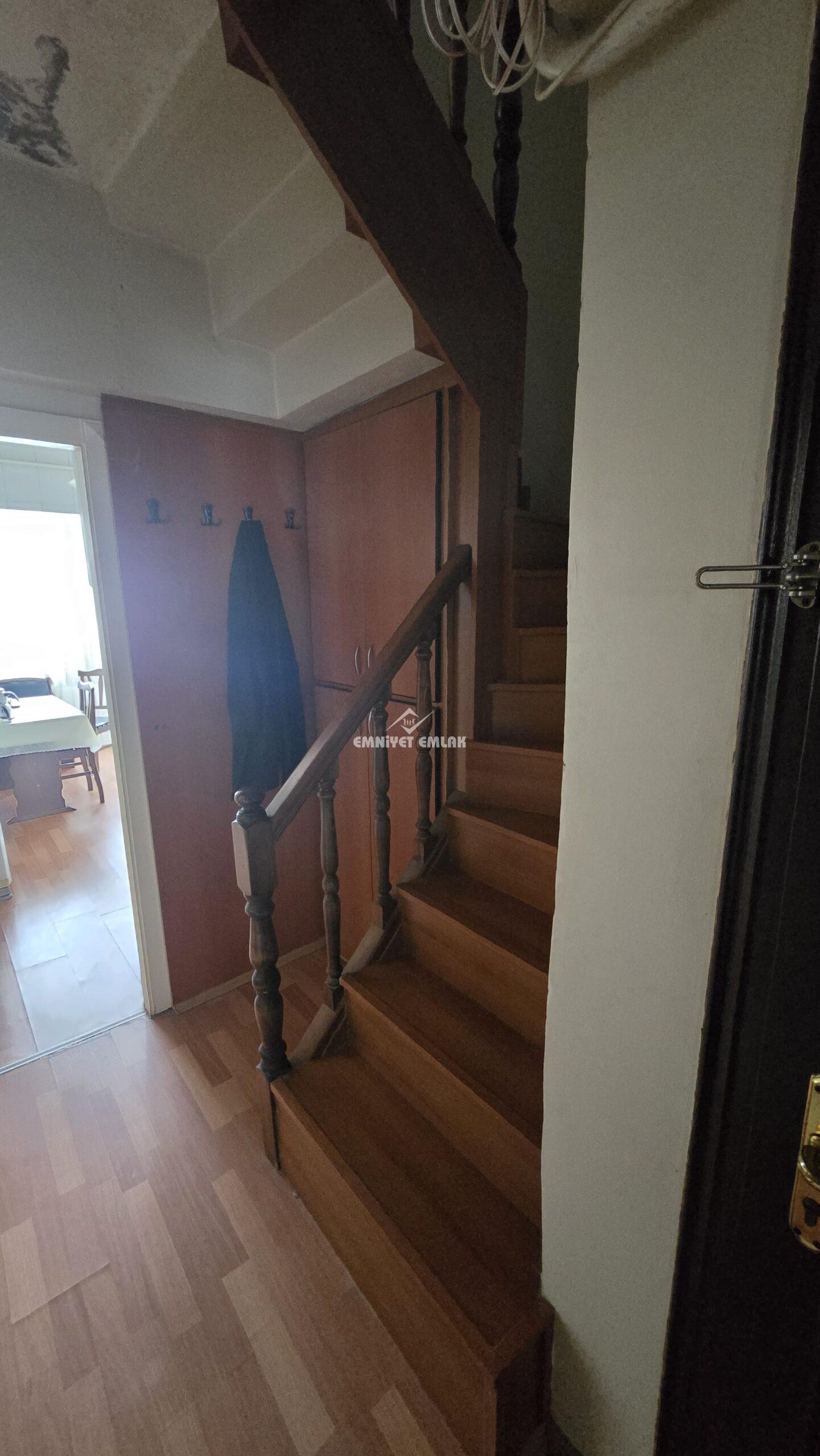 EREĞLİ KEPEZ MAH.UYUYAN GÜZEL MEVKİİNDE SATILIK DUBLEX 3+1 DAİRE