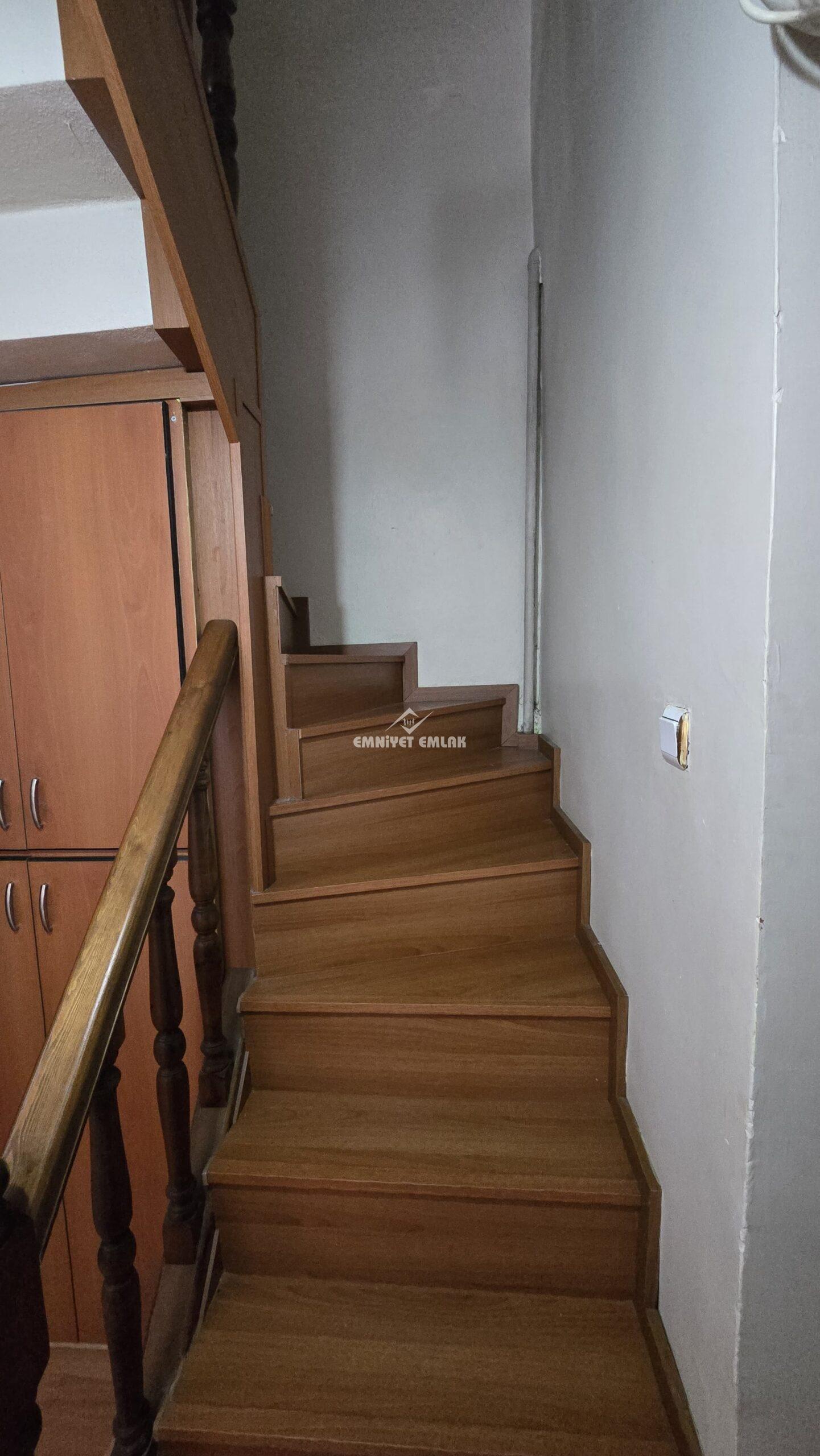 EREĞLİ KEPEZ MAH.UYUYAN GÜZEL MEVKİİNDE SATILIK DUBLEX 3+1 DAİRE