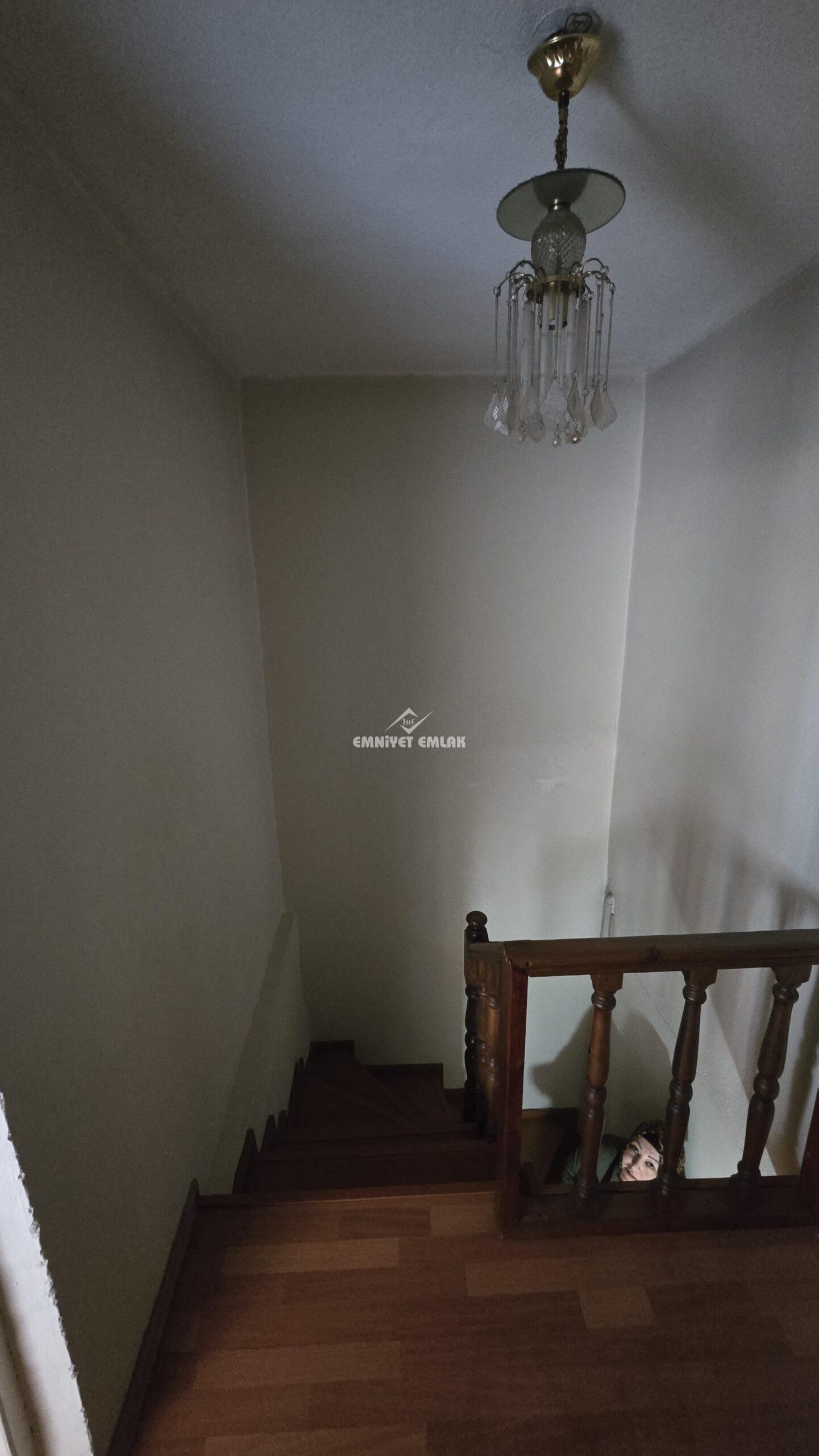 EREĞLİ KEPEZ MAH.UYUYAN GÜZEL MEVKİİNDE SATILIK DUBLEX 3+1 DAİRE