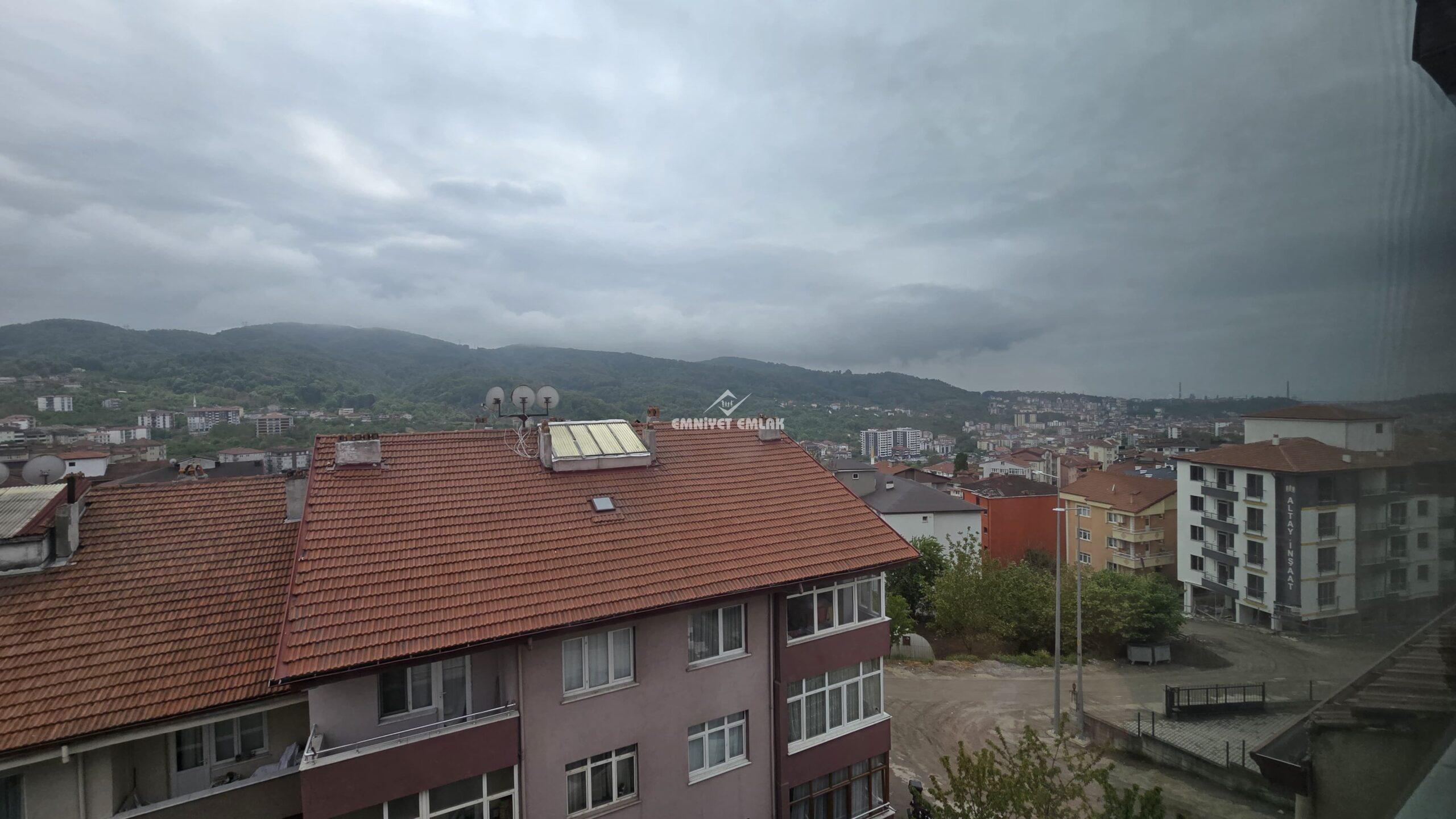 EREĞLİ KEPEZ MAH.UYUYAN GÜZEL MEVKİİNDE SATILIK DUBLEX 3+1 DAİRE