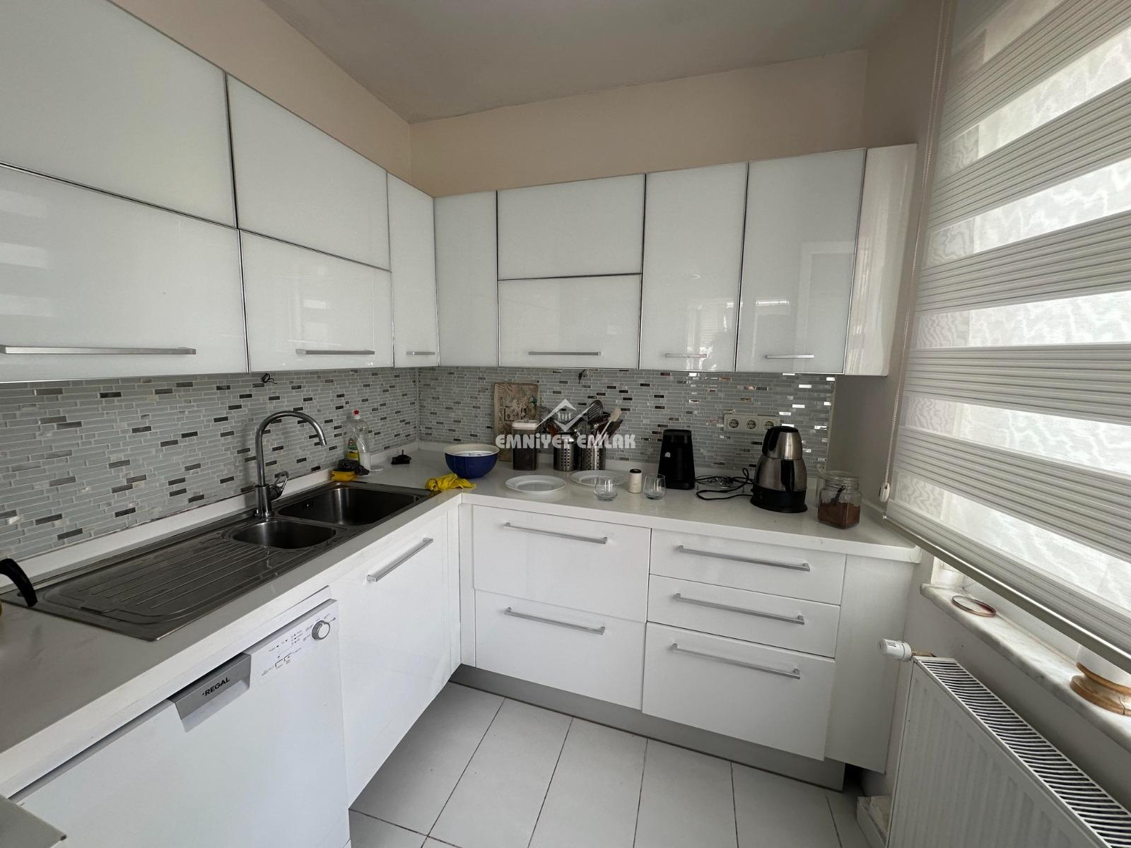 ORHANLAR MAH.  SAHİLE YÜRÜME MESAFESİNDE FULL EŞYALI 3+1 SATILIK DAİRE