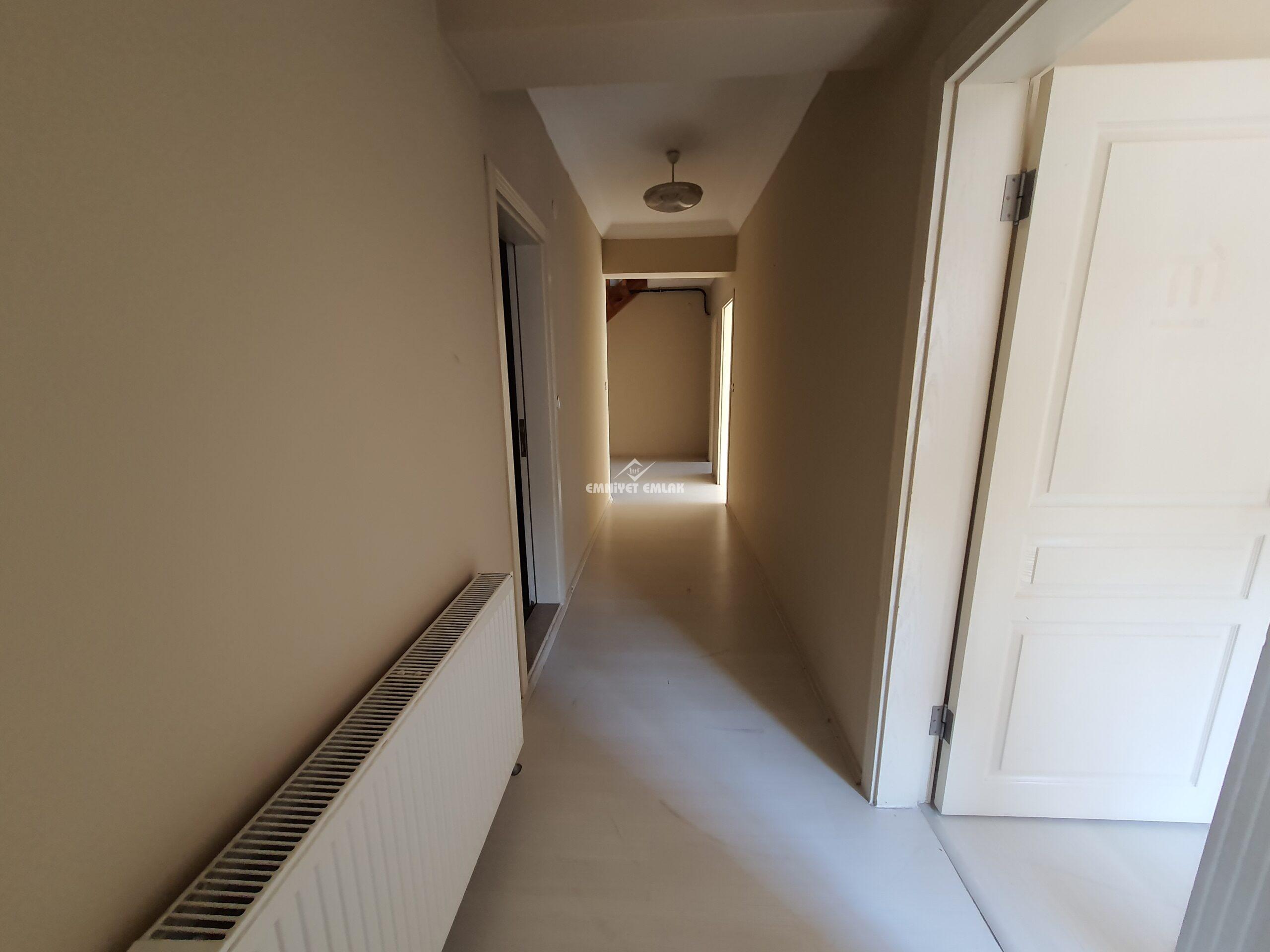 EREĞLİ DIŞ ÇEŞME SOKAK SATILIK DUBLEX DENİZ MANZARALI 5+1 DAİRE