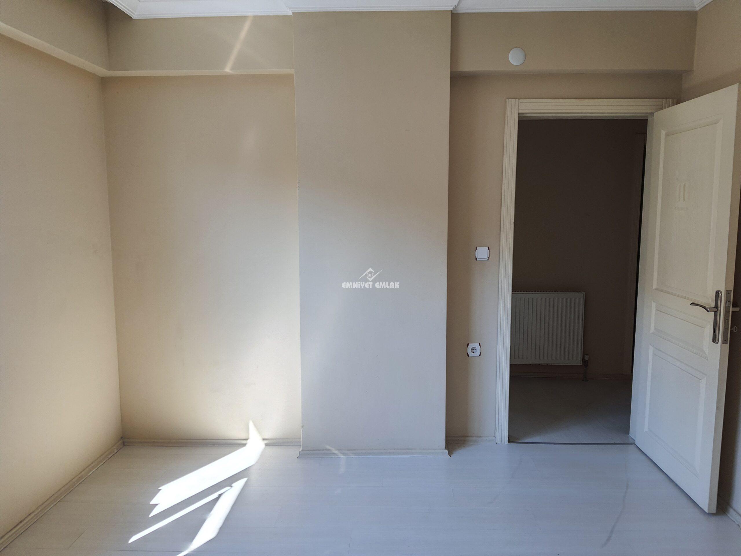 EREĞLİ DIŞ ÇEŞME SOKAK SATILIK DUBLEX DENİZ MANZARALI 5+1 DAİRE