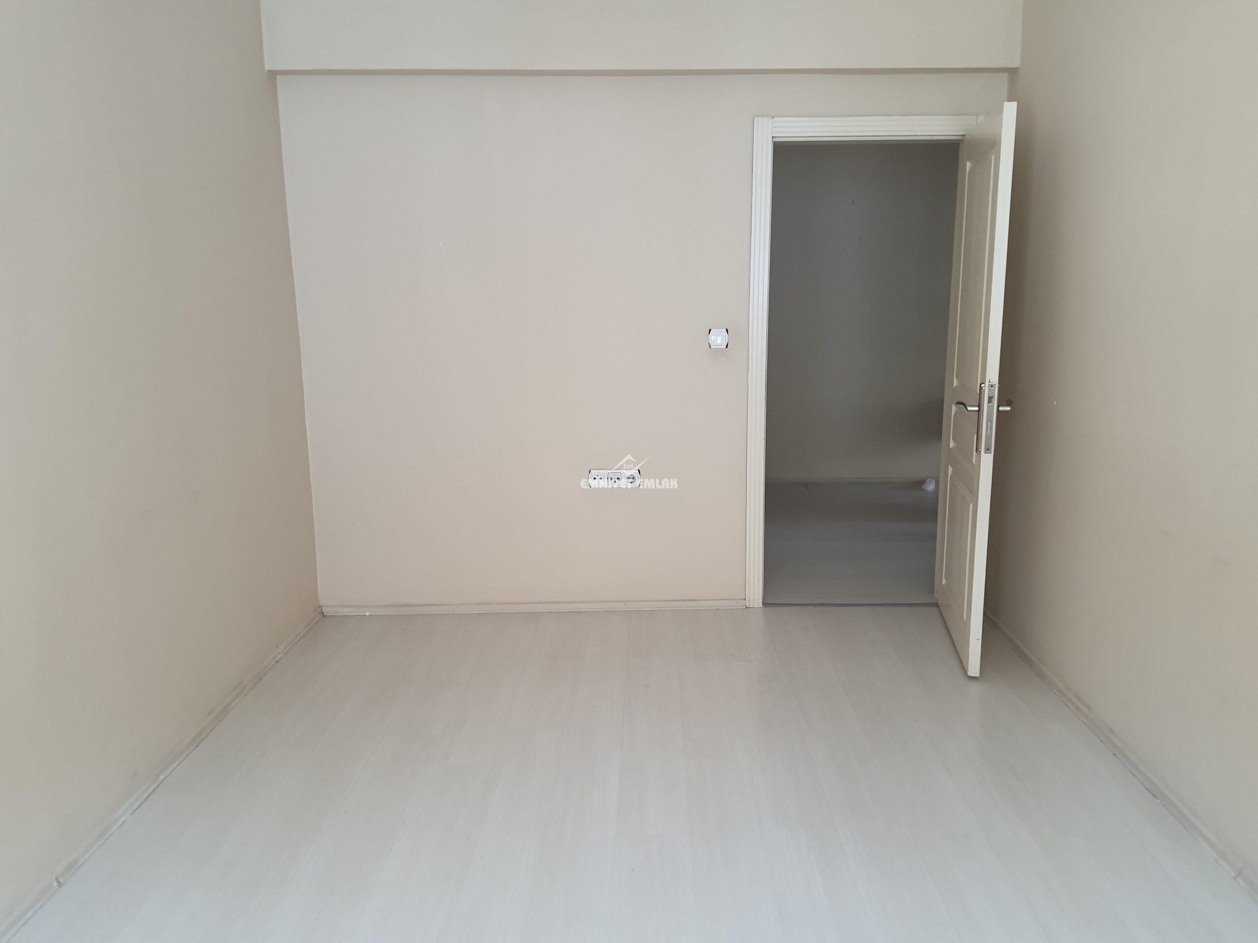 EREĞLİ DIŞ ÇEŞME SOKAK SATILIK DUBLEX DENİZ MANZARALI 5+1 DAİRE