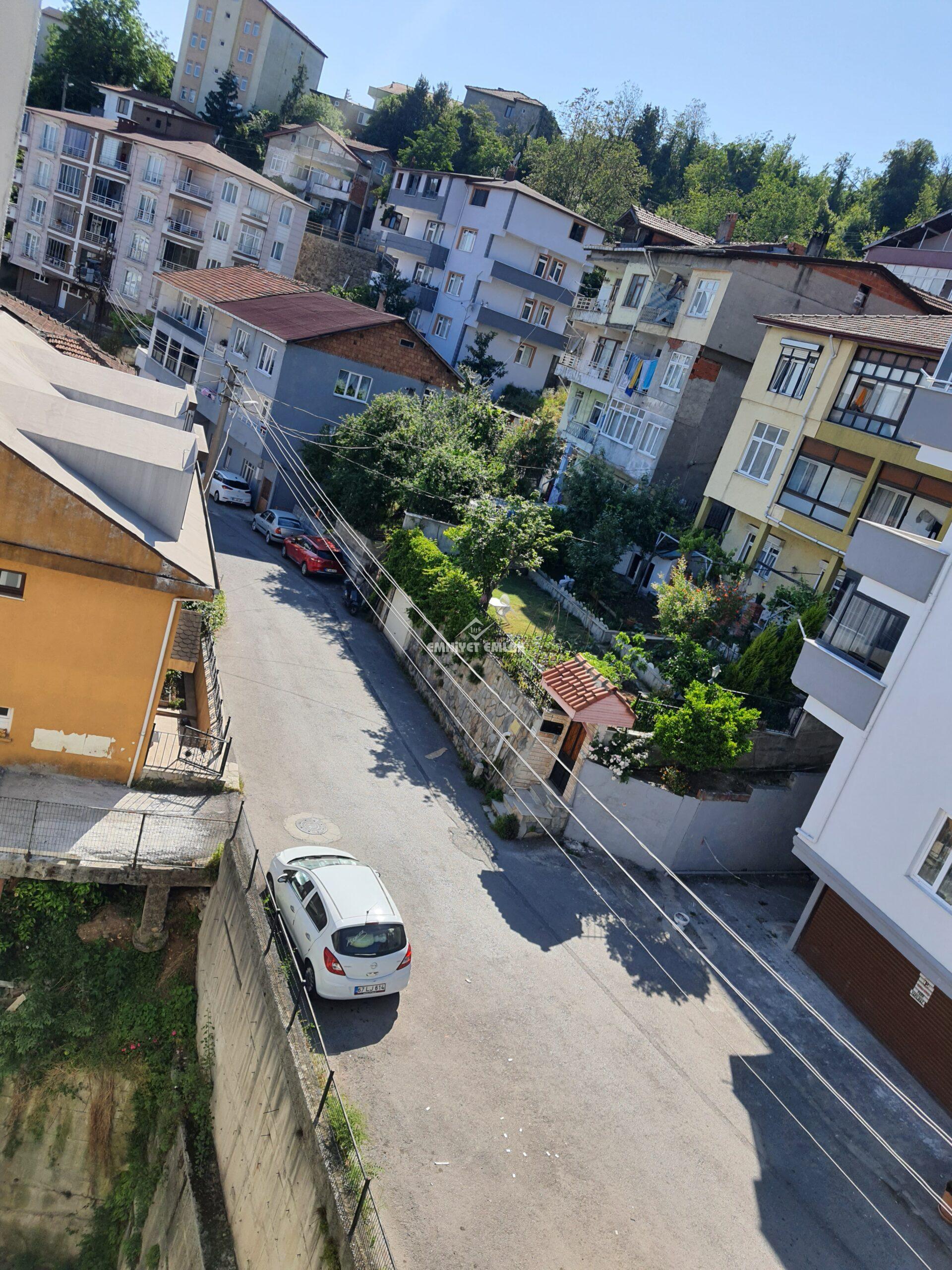 EREĞLİ DIŞ ÇEŞME SOKAK SATILIK DUBLEX DENİZ MANZARALI 5+1 DAİRE