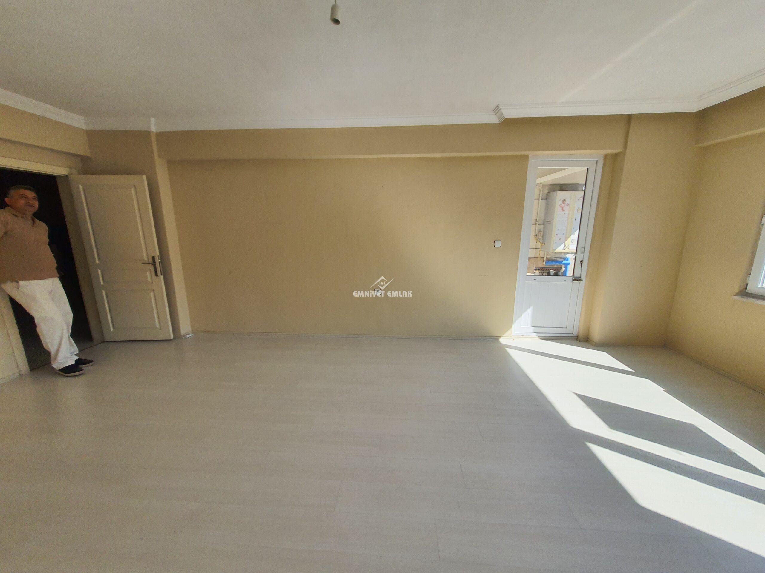 EREĞLİ DIŞ ÇEŞME SOKAK SATILIK DUBLEX DENİZ MANZARALI 5+1 DAİRE