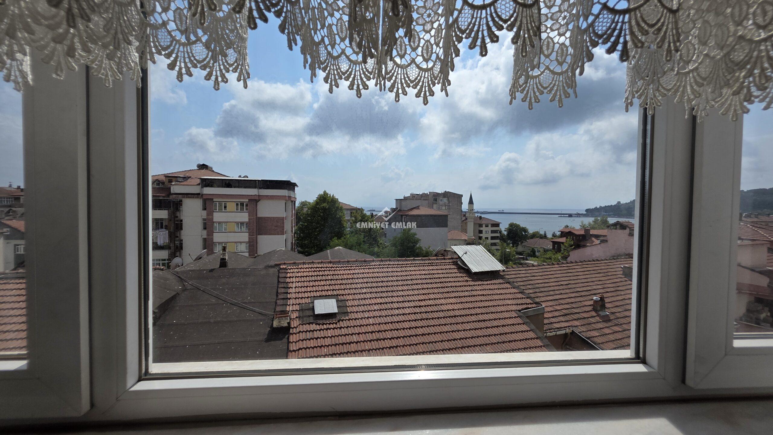 EREĞLİ SÜLEYMANLAR MAHALLESİNDE SATILIK DENİZ MANZARALI 3+1 DAİRE