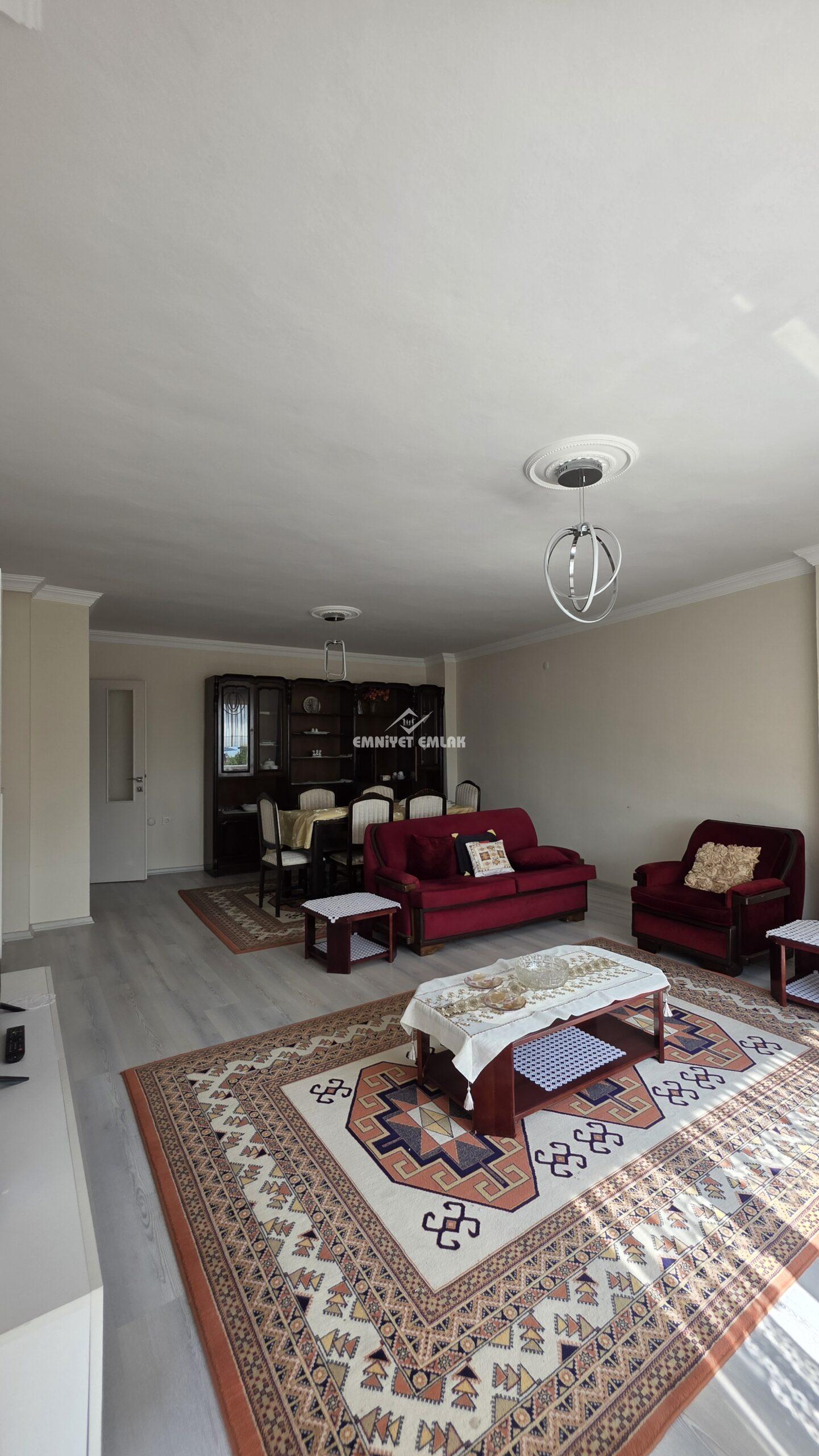 EREĞLİ SÜLEYMANLAR MAHALLESİNDE SATILIK DENİZ MANZARALI 3+1 DAİRE