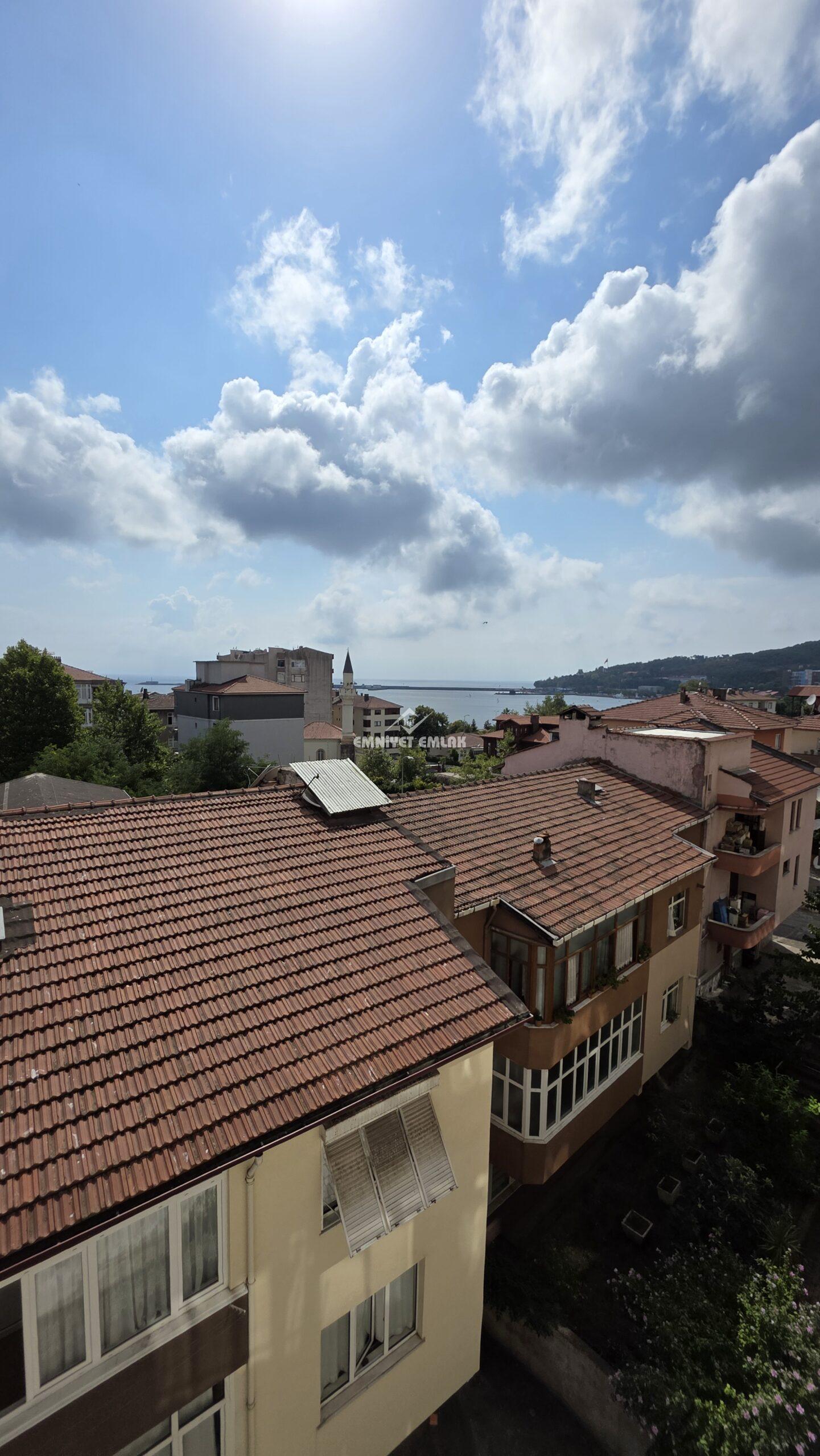 EREĞLİ SÜLEYMANLAR MAHALLESİNDE SATILIK DENİZ MANZARALI 3+1 DAİRE