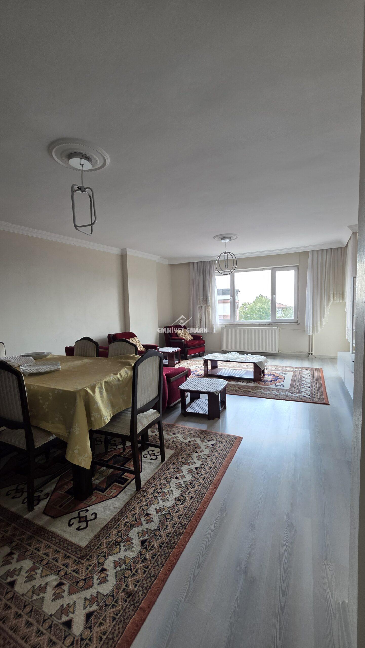 EREĞLİ SÜLEYMANLAR MAHALLESİNDE SATILIK DENİZ MANZARALI 3+1 DAİRE