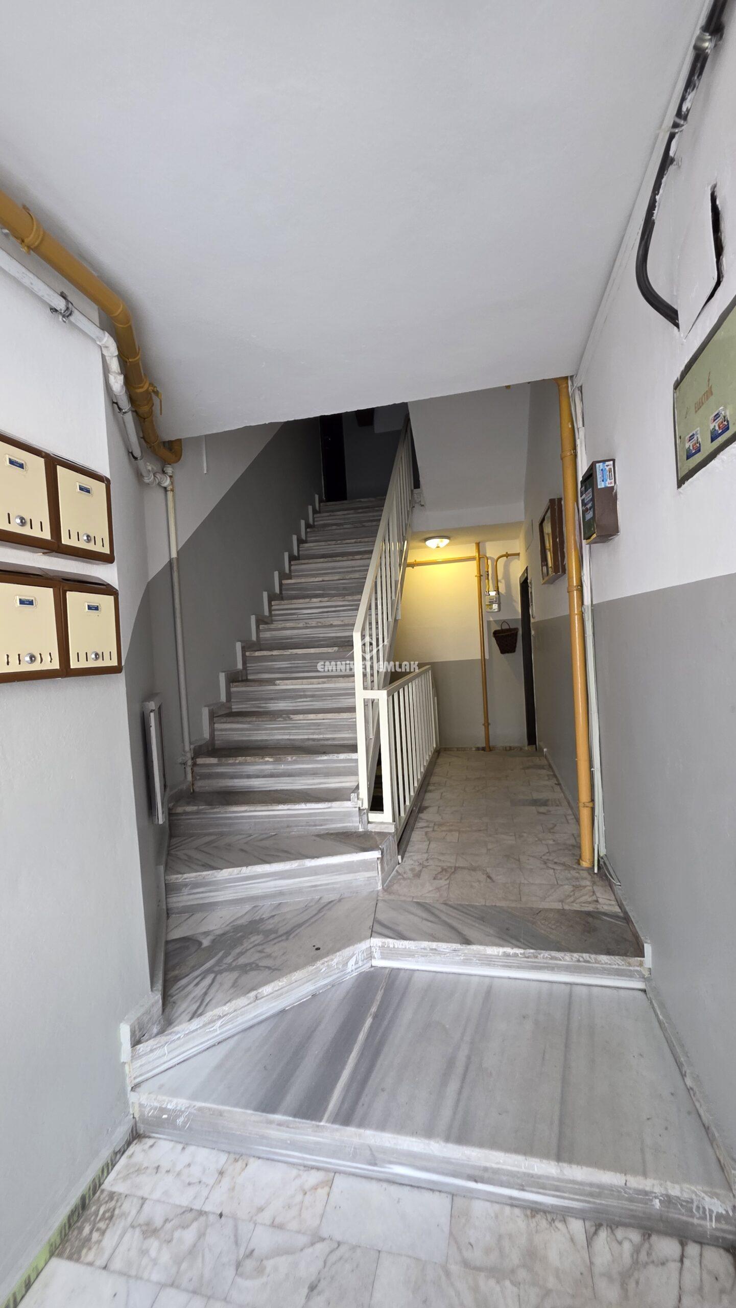 EREĞLİ SÜLEYMANLAR MAHALLESİNDE SATILIK DENİZ MANZARALI 3+1 DAİRE