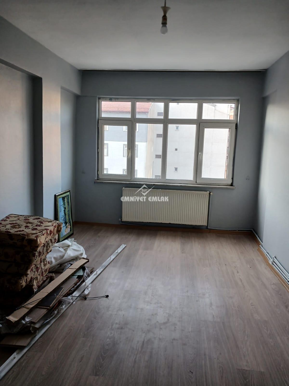 KDZ EREĞLİ DEVREK YOLAYRIMI MEVKİİ 2+1 SATILIK DAİRE