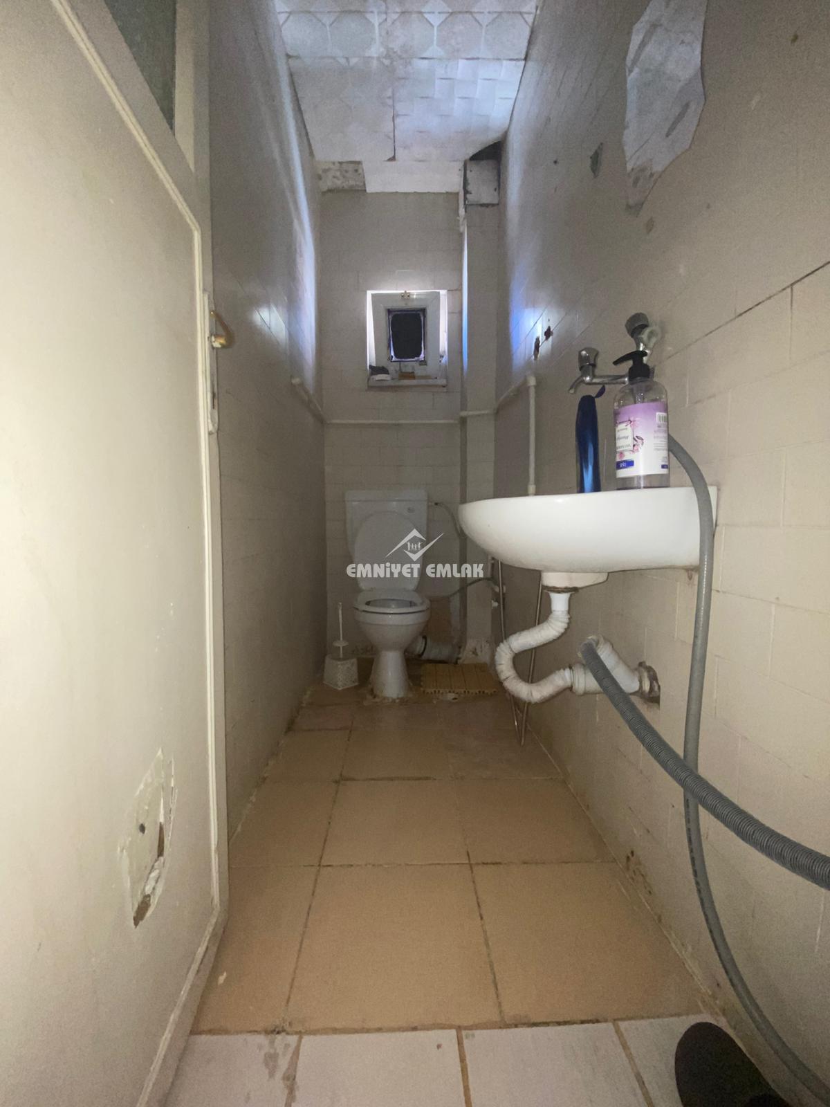 KDZ EREĞLİ MÜFTÜ MAHALLESİ ERDEMİR CADDESİNDE SATILIK OFİSLER