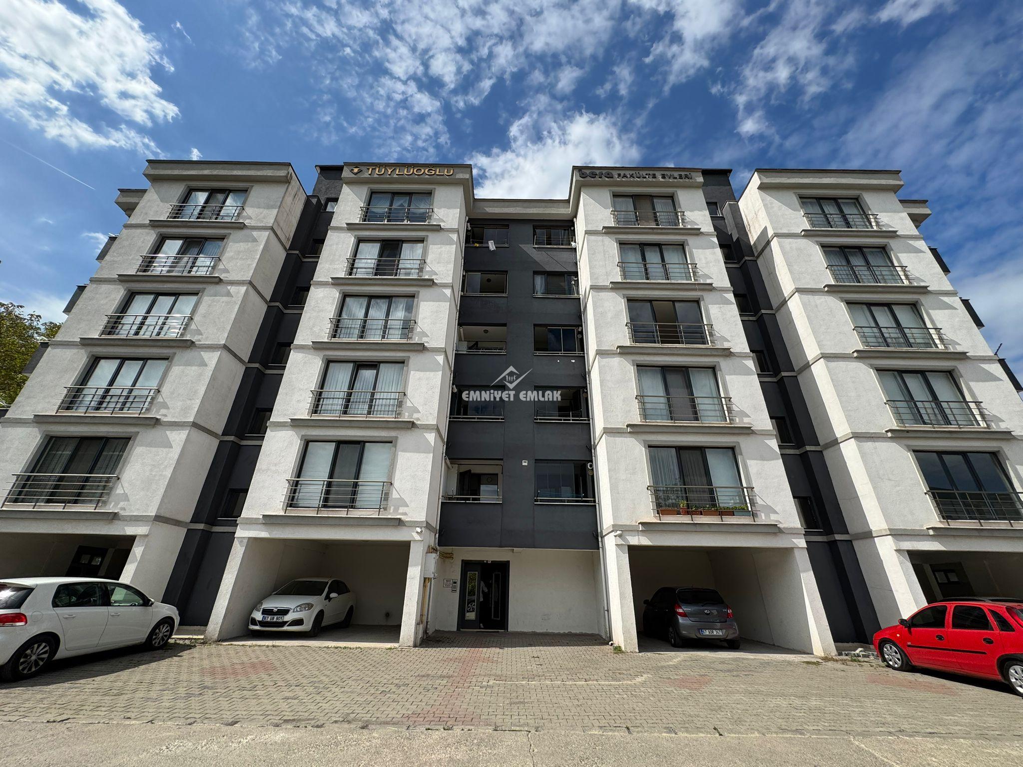 KDZ EREĞLİ EĞİTİM FAKÜLTESİ BÖLGESİNDE DOĞA MANZARALI 2+1 SATILIK DAİRE