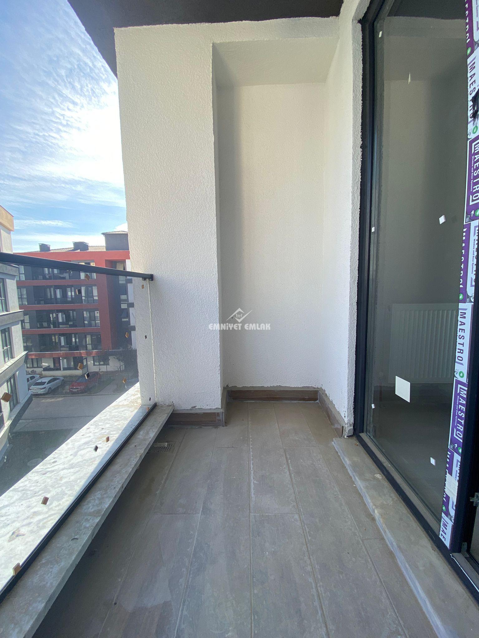 DÜZCE ÜNİVERSİTE BÖLGESi SİTE İÇERİSİNDE MUHTEŞEM 1+1 SATILIK FIRSAT DAİRE