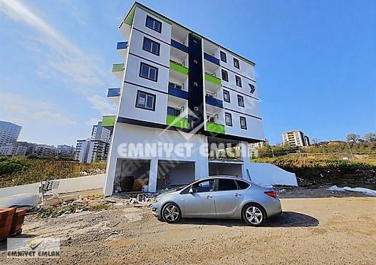 EREĞLİ KEPEZ MAH. TERMİNAL BÖLGESİNDEARAÇ TAKASINA AÇIK  SATILIK 1+1 DAİRE