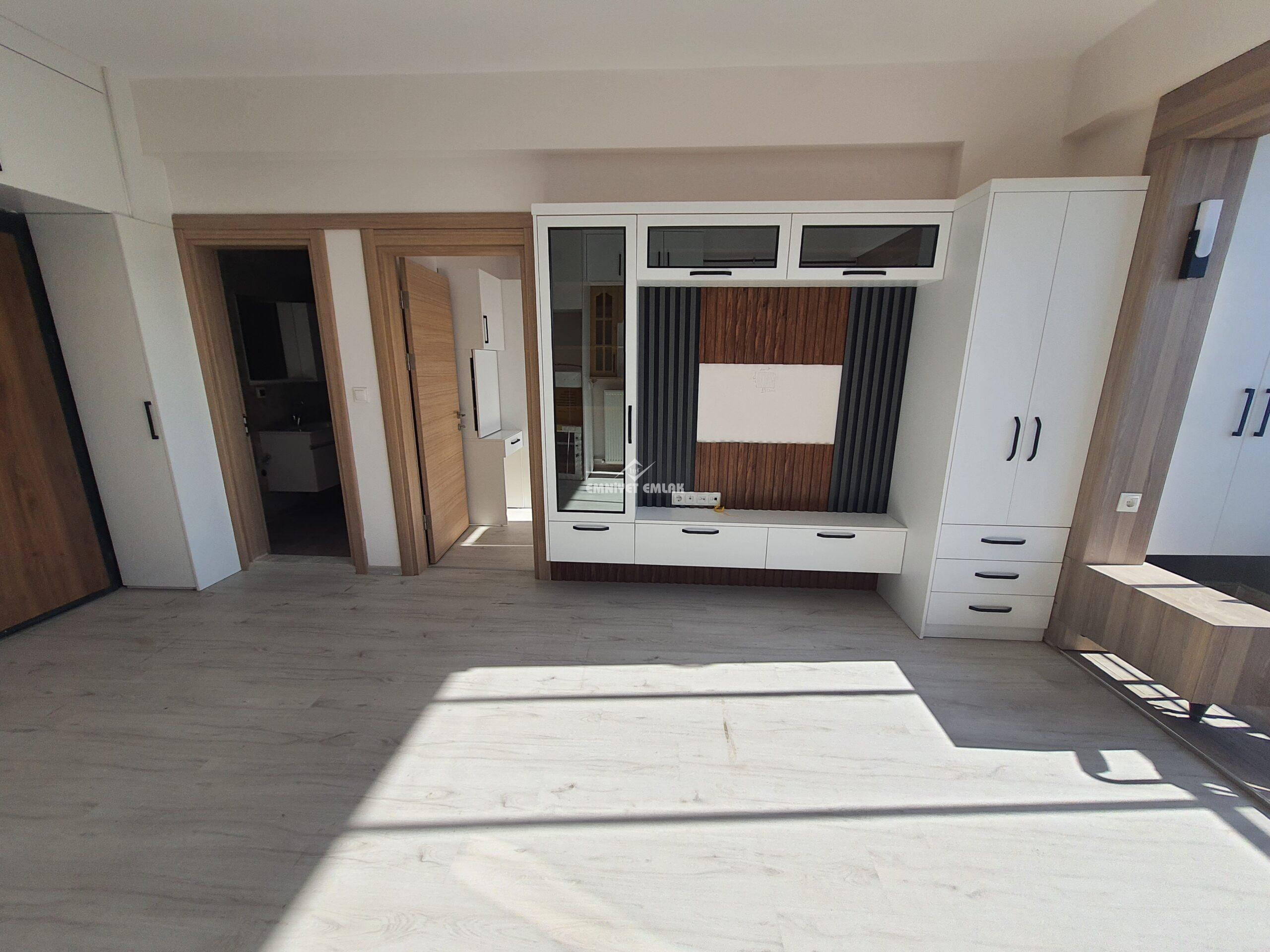 EREĞLİ ÖMERLİ HASTANE KAVŞAĞINDA SIFIR KİRALIK LÜX 1+1 DAİRE