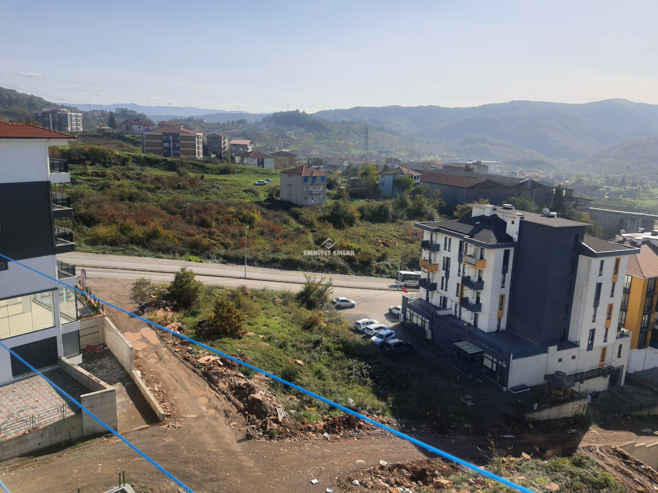 EREĞLİ ÖMERLİ HASTANE KAVŞAĞINDA SIFIR KİRALIK LÜX 1+1 DAİRE