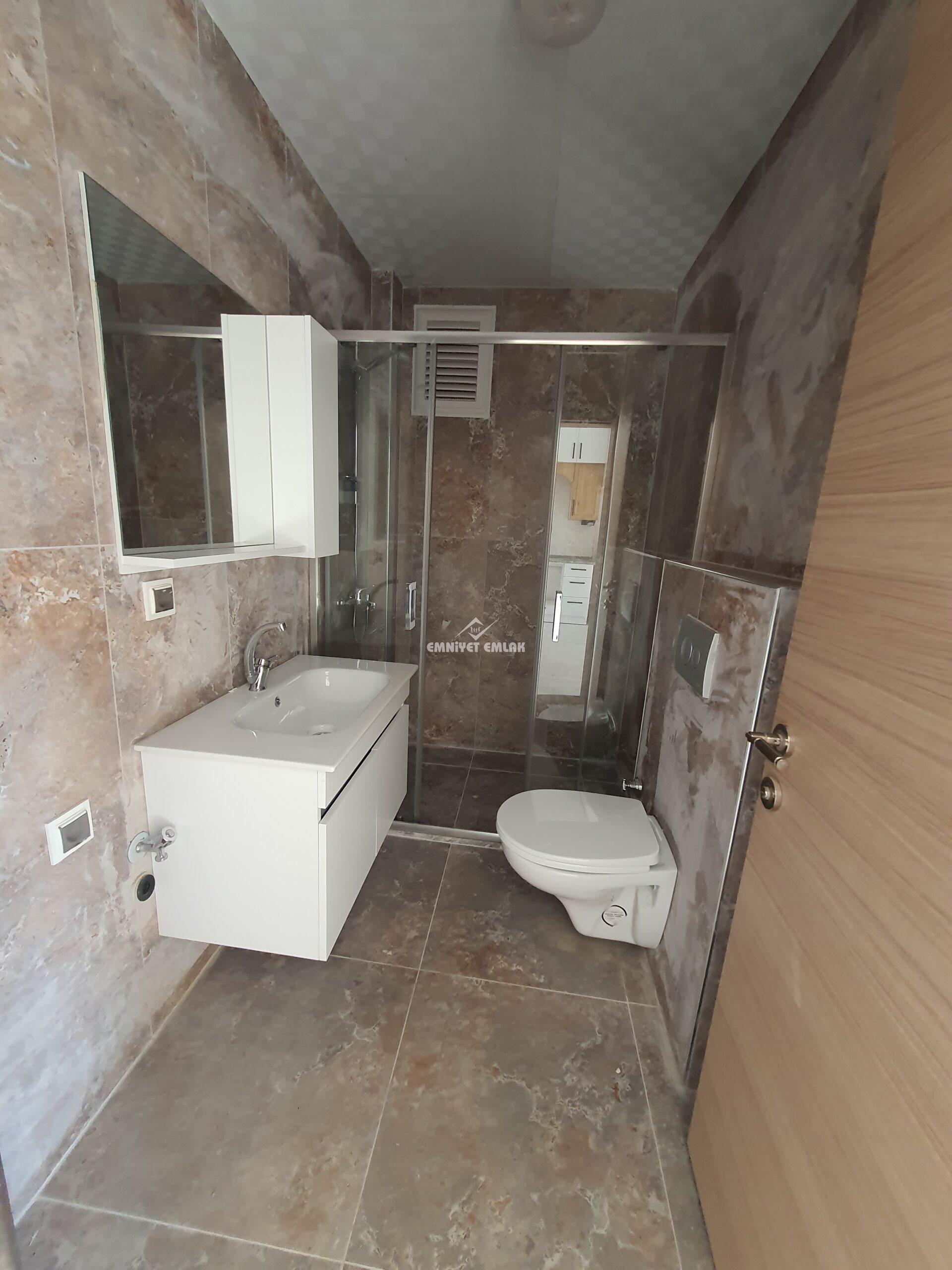 EREĞLİ ÖMERLİ HASTANE KAVŞAĞINDA SIFIR KİRALIK LÜX 1+1 DAİRE