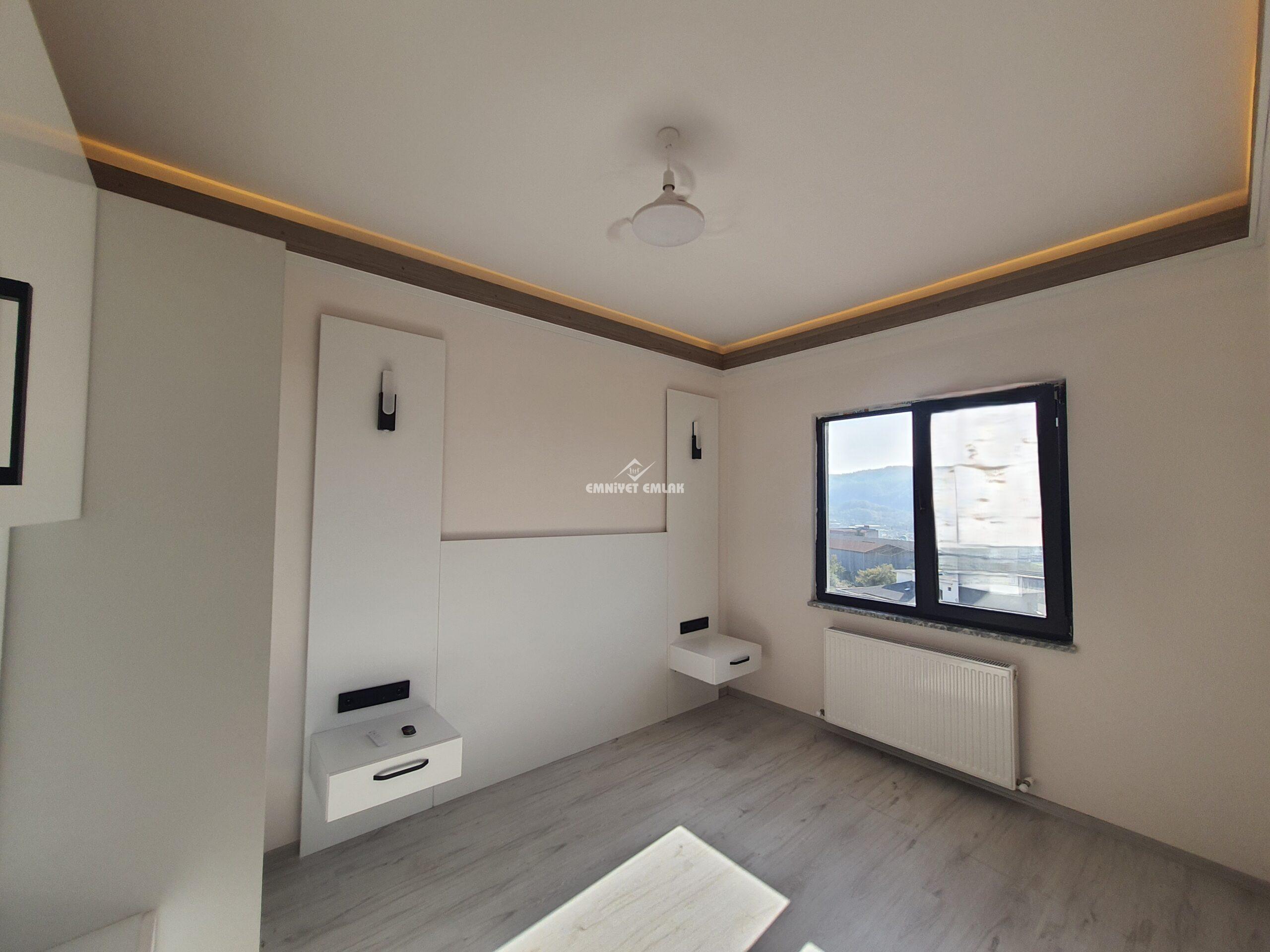 EREĞLİ ÖMERLİ HASTANE KAVŞAĞINDA SIFIR KİRALIK LÜX 1+1 DAİRE