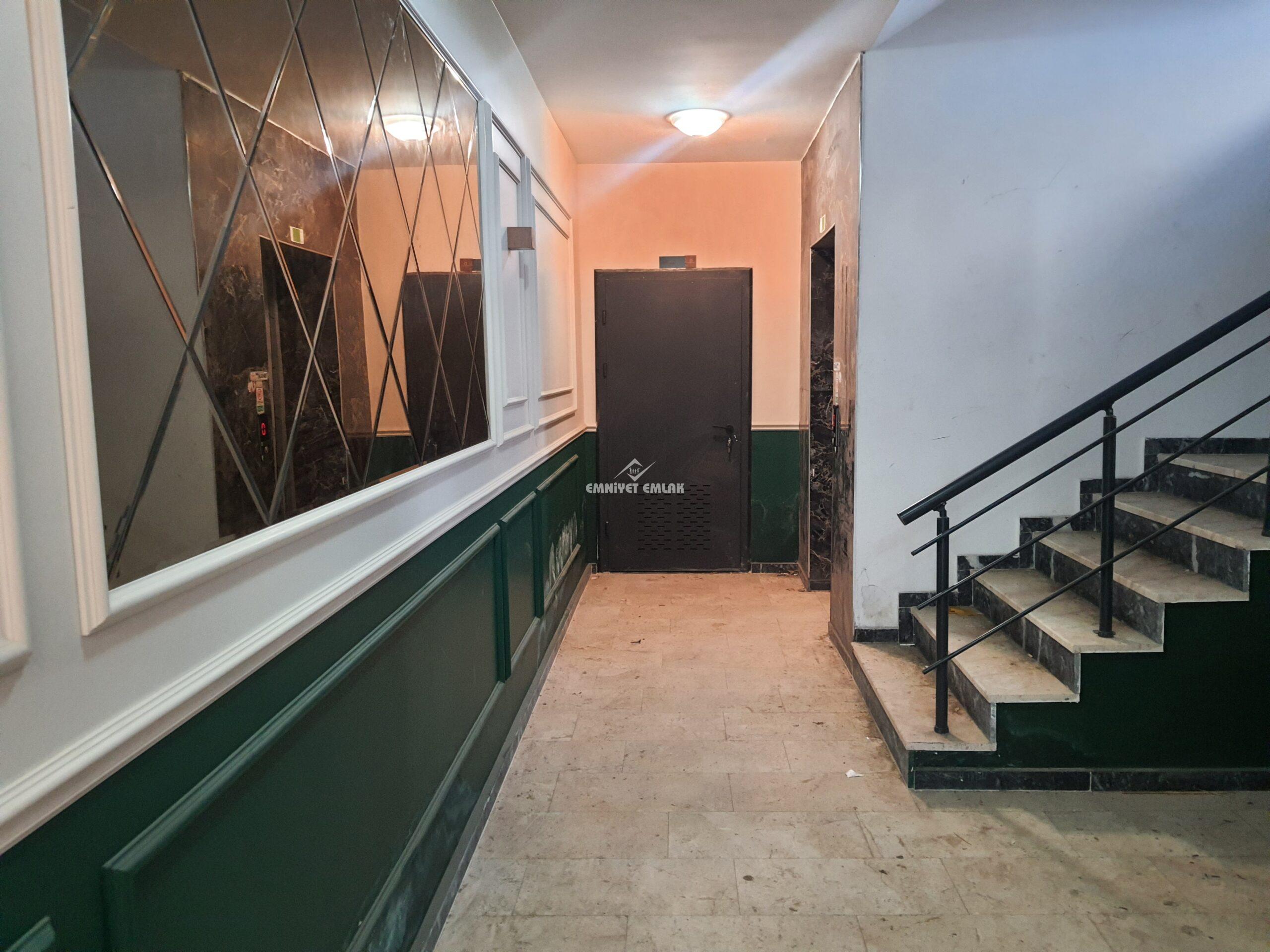 EREĞLİ ÖMERLİ HASTANE KAVŞAĞINDA SIFIR KİRALIK LÜX 1+1 DAİRE