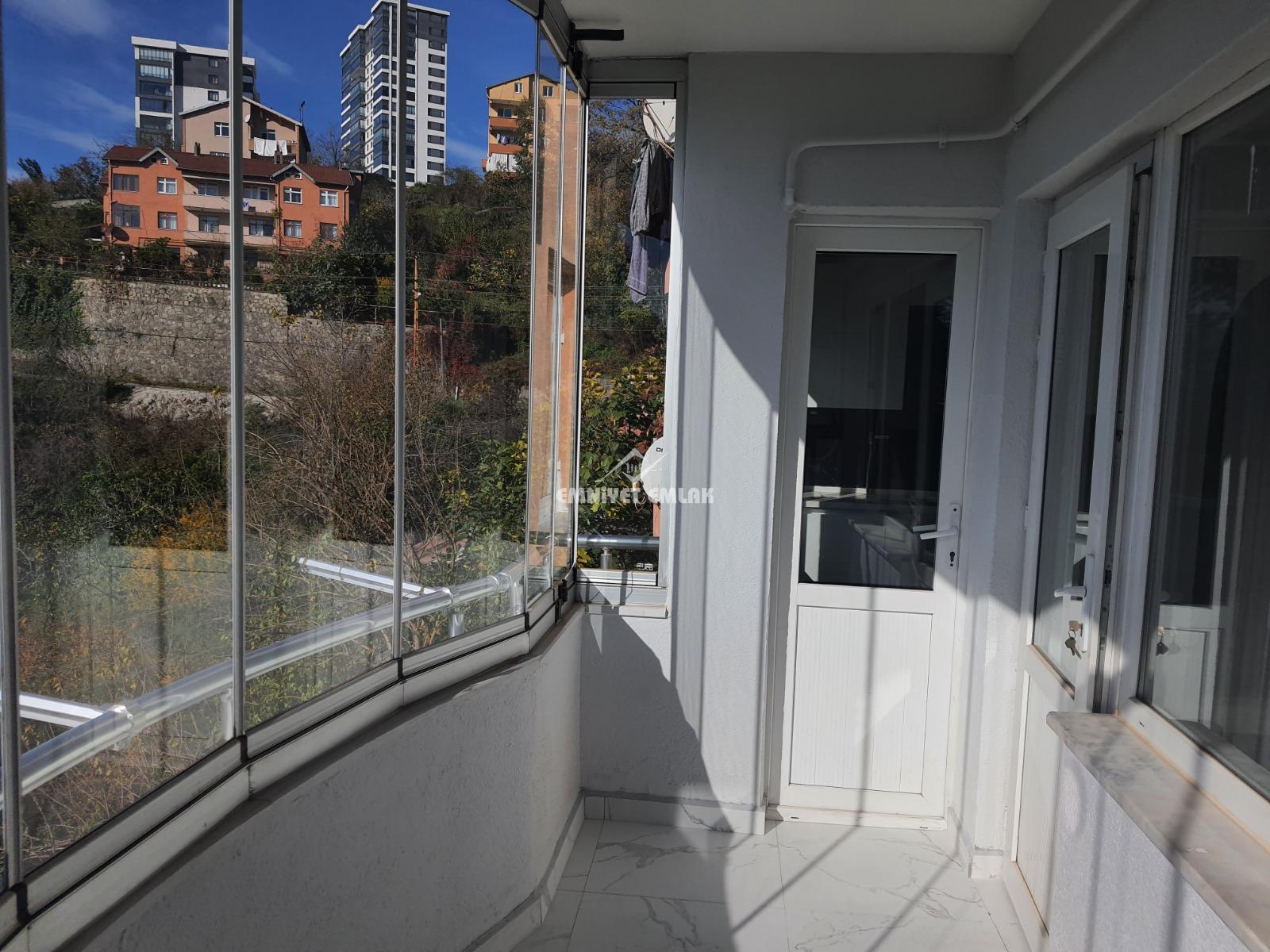 EREĞLİ SARIKORKMAZ MAH.SEYİR TERASI BÖLGESİNDE SATILIK 3+1 DAİRE