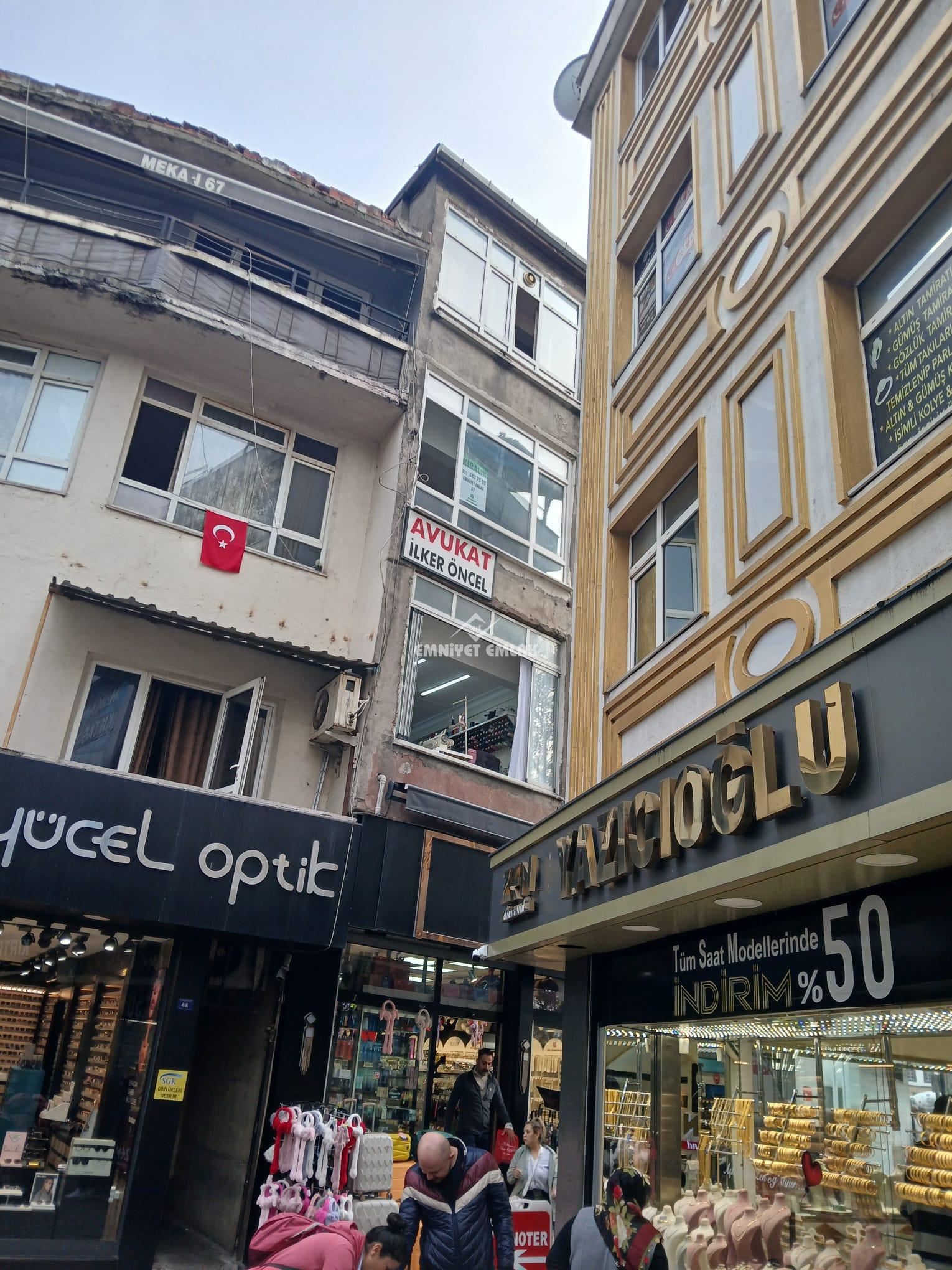 ÇARŞI İÇİNDE KİRALIK DÜKKAN 70metrekare