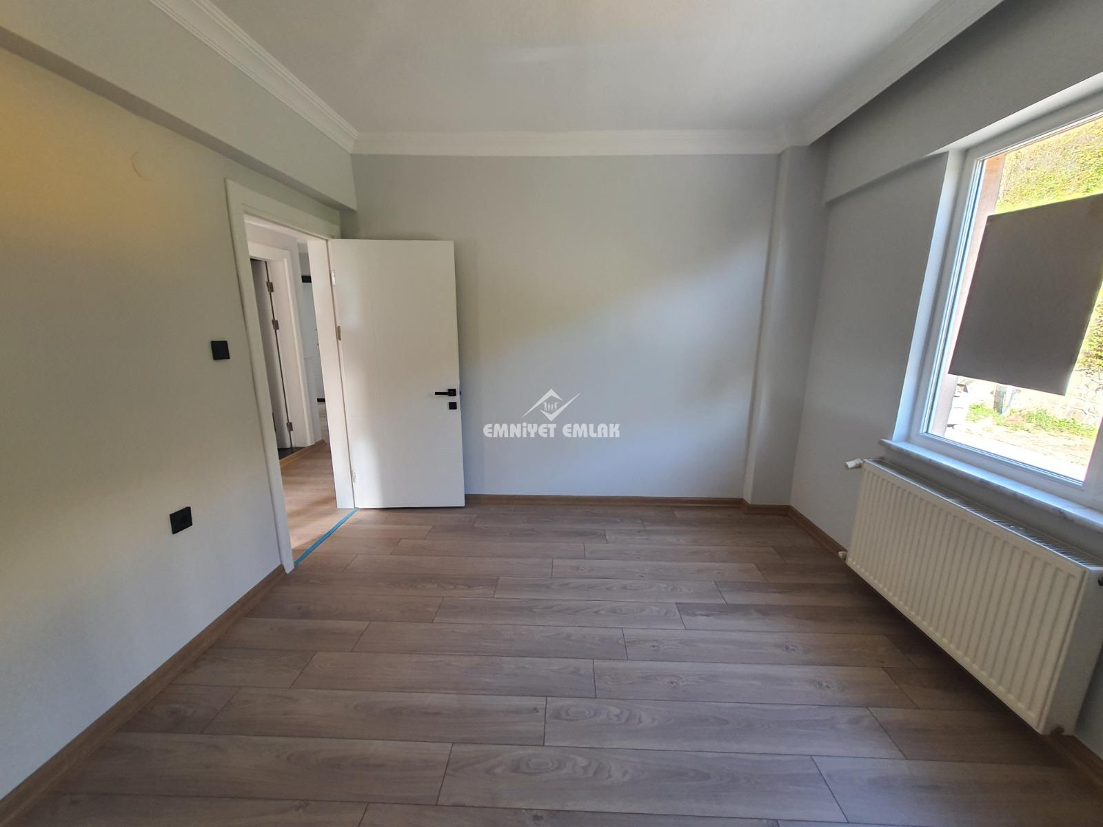 EREĞLİ SARIKORKMAZ MAH.SEYİR TERASI BÖLGESİNDE SATILIK 3+1 DAİRE