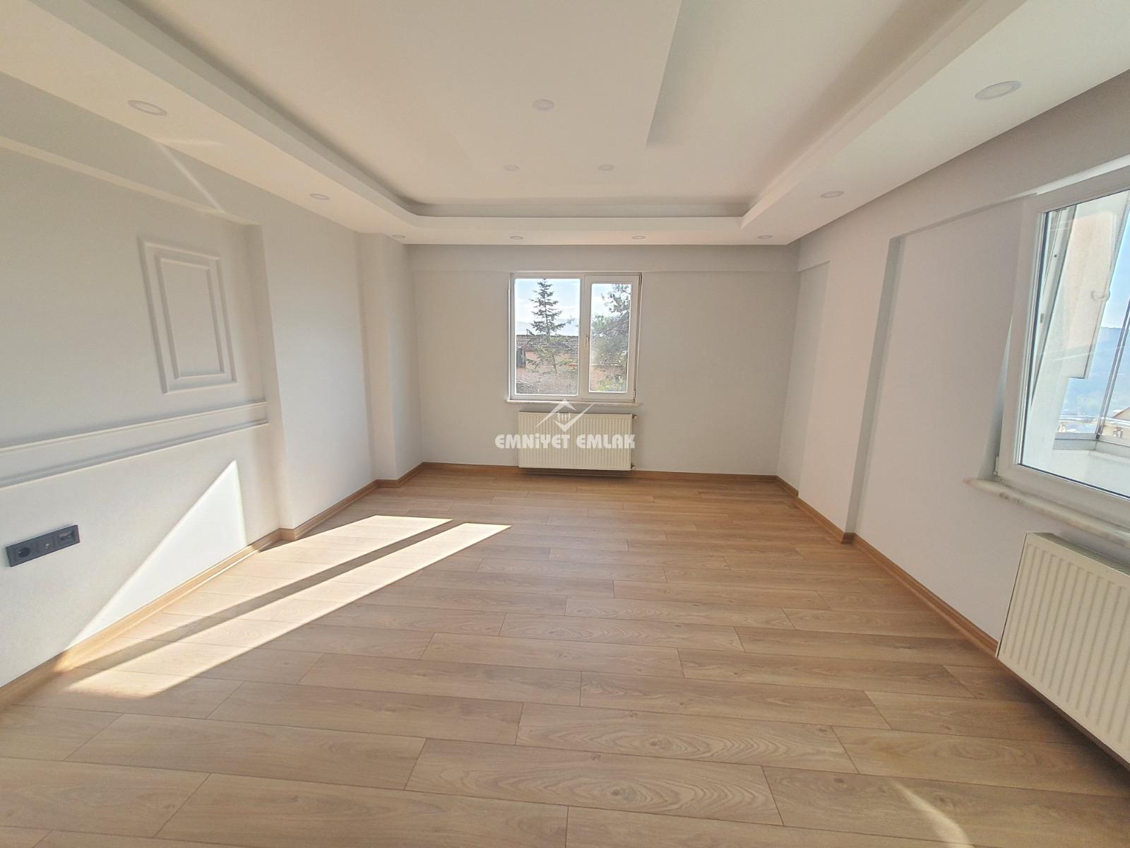 EREĞLİ SARIKORKMAZ MAH.SEYİR TERASI BÖLGESİNDE SATILIK 3+1 DAİRE