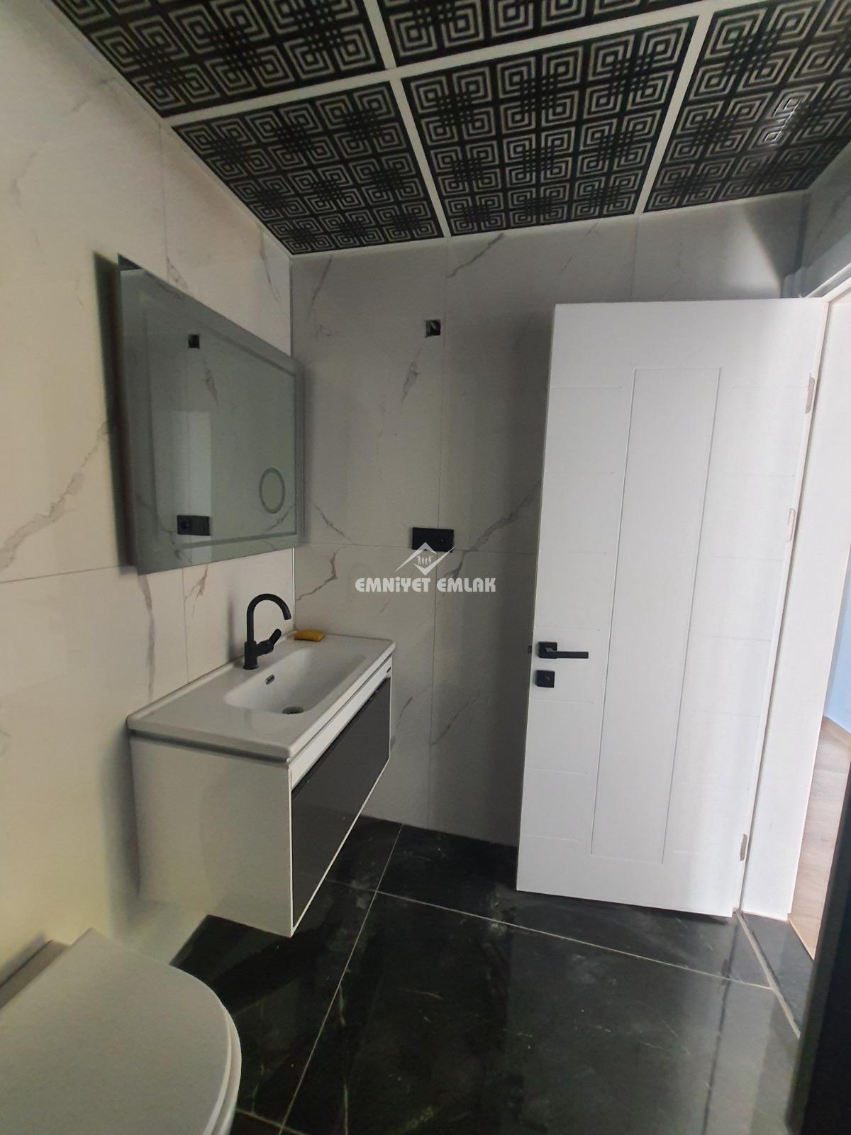 EREĞLİ SARIKORKMAZ MAH.SEYİR TERASI BÖLGESİNDE SATILIK 3+1 DAİRE