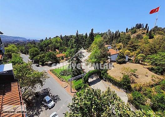 EREĞLİ MÜFTÜ MAHALLESİ ŞEHRİN MERKEZİNDE SATILIK 4+1 DUBLEX DAİRE.