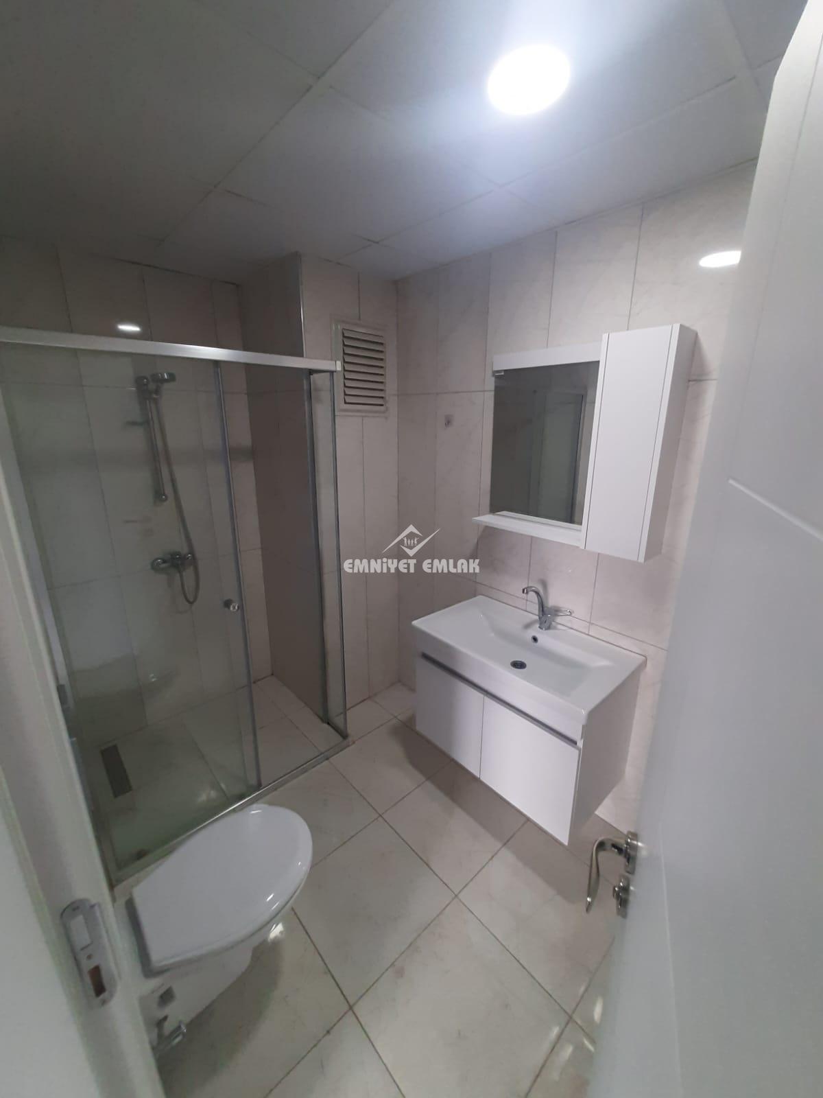 BAĞLIK MAHALLESİ ORHANOĞUZ OKULU BÖLGESİNDE 2+1 DENİZ MANZARALI KİRALIK DAİRE