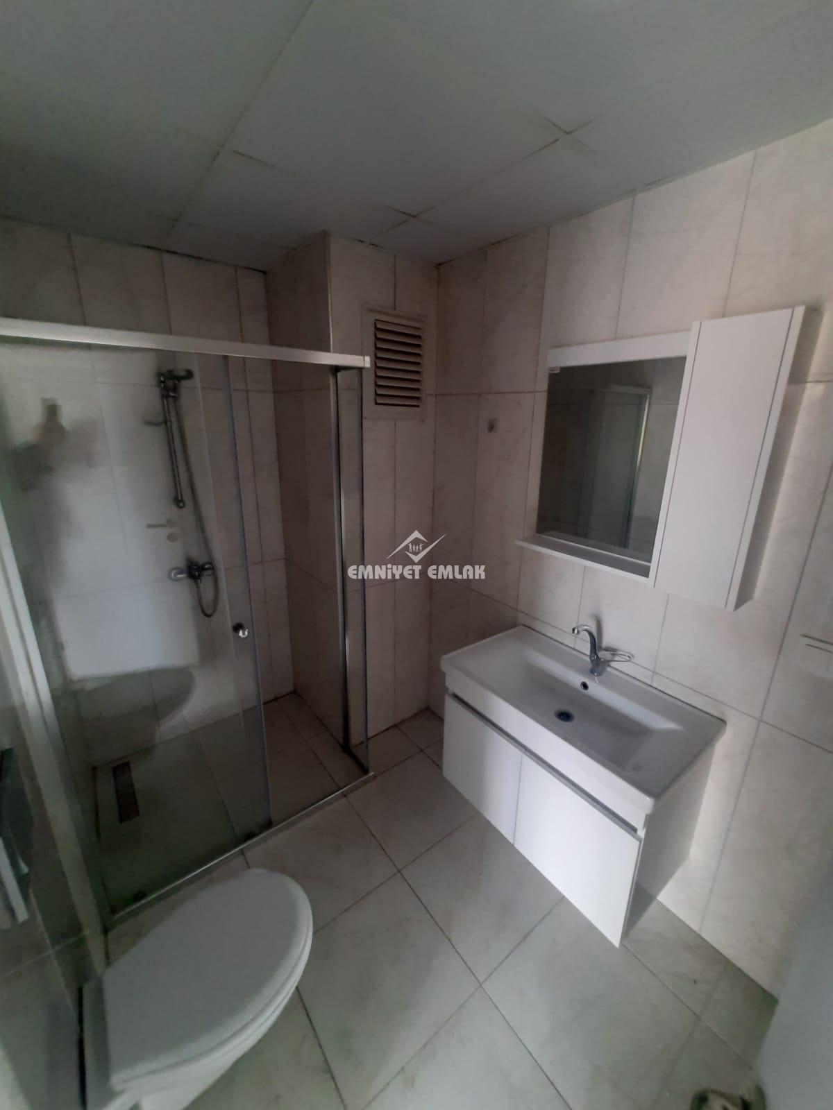 BAĞLIK MAHALLESİ ORHANOĞUZ OKULU BÖLGESİNDE 2+1 DENİZ MANZARALI KİRALIK DAİRE