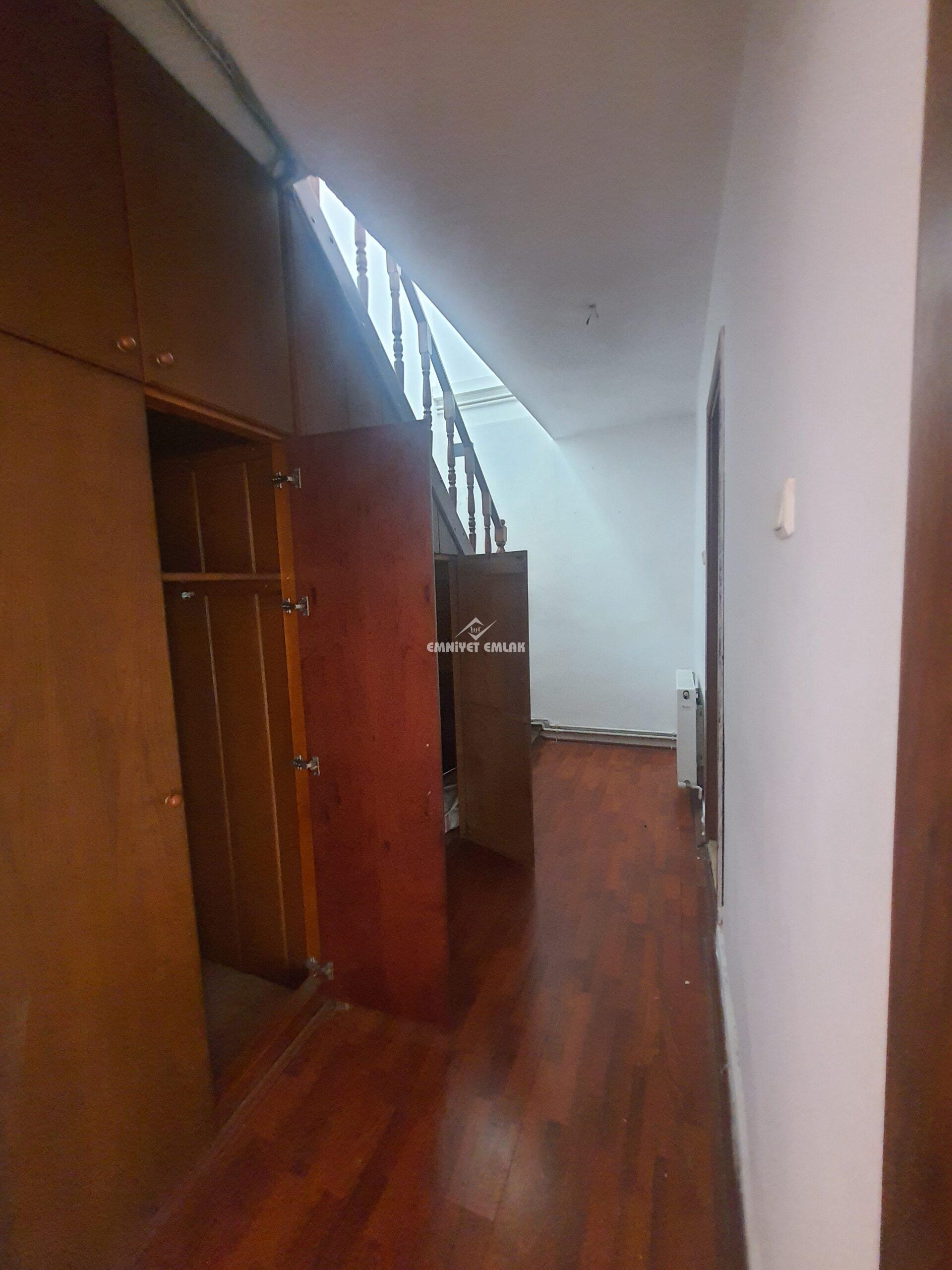 SÜLEYMANLAR MAHALLESİ İSTİKBAL CADDESİ DENİZ MANZARALI KİRALIK DUBLEX DAİRE