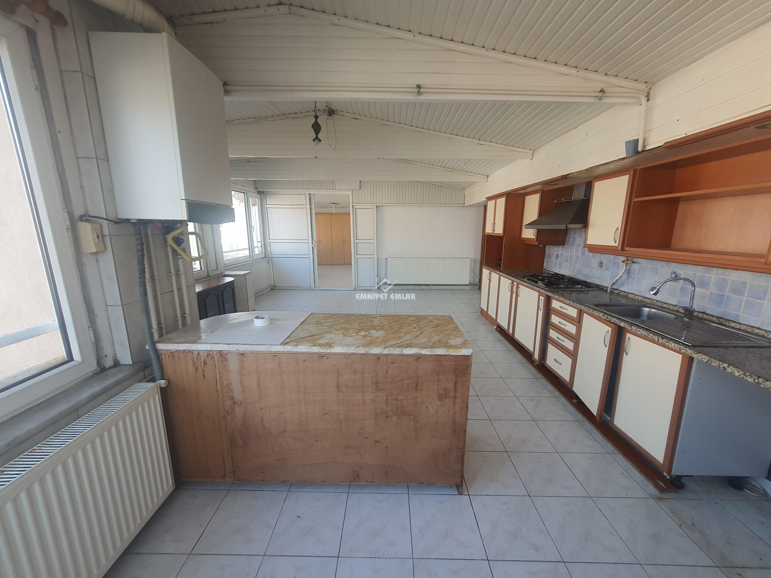 SÜLEYMANLAR MAHALLESİ İSTİKBAL CADDESİ DENİZ MANZARALI KİRALIK DUBLEX DAİRE