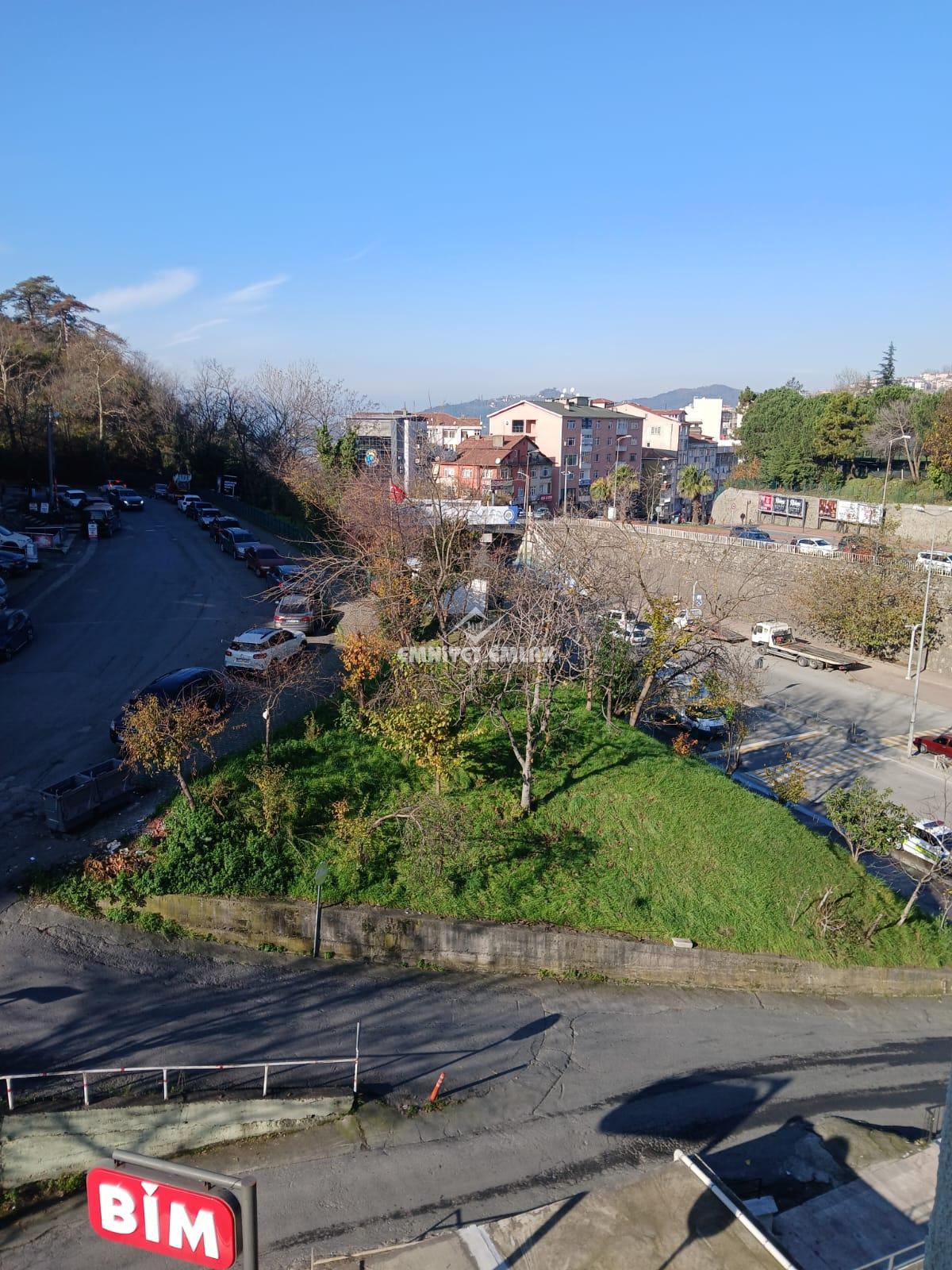 EREGLİ’NİN EN MERKEZİ YERİNDE GÖZTEPE’DE İÇİ FUL YAPILI ARA KAT TÜM GÜN GÜNEŞ ALAN 3+1 KİRALIK DAİRE