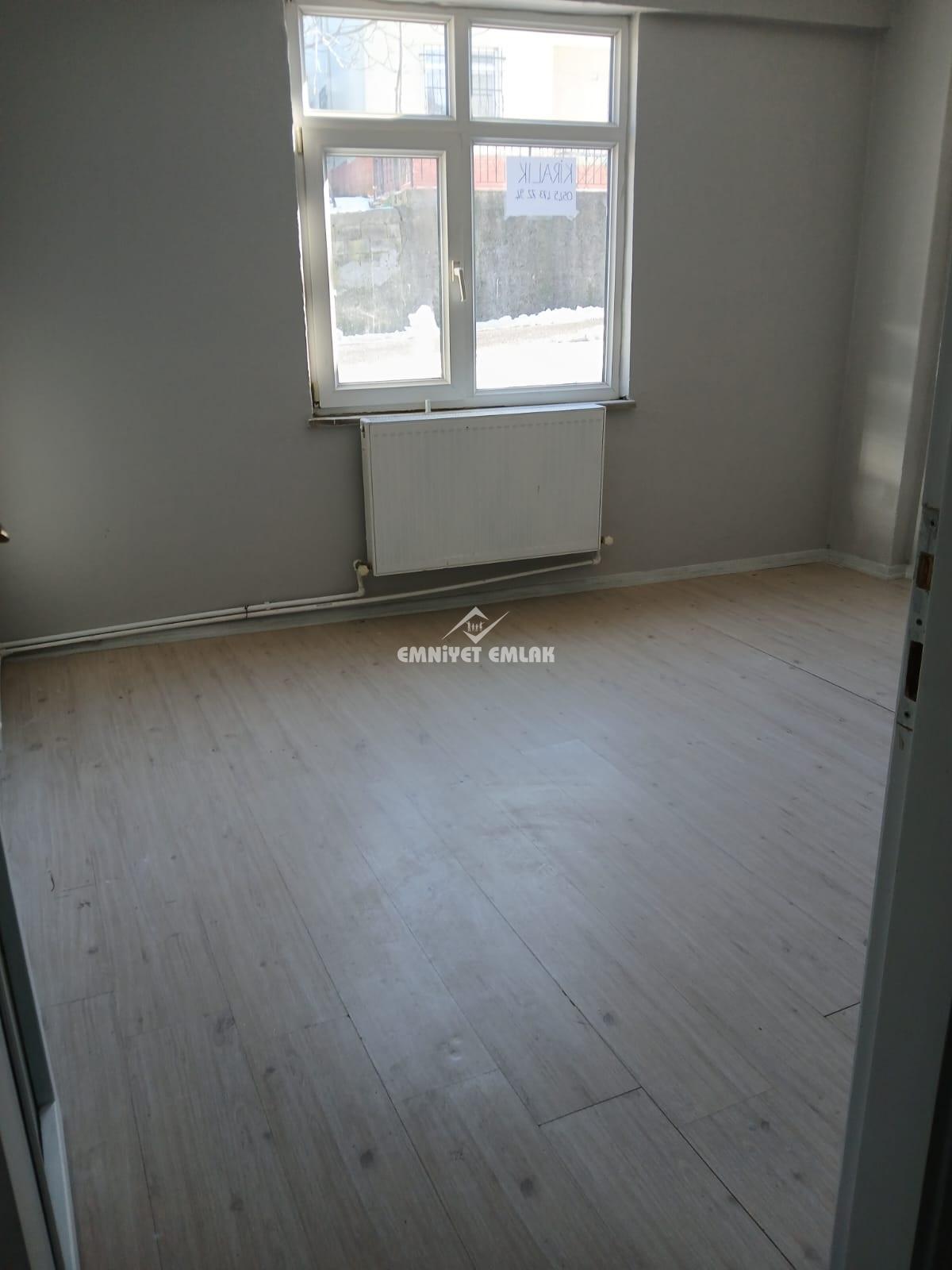 DENZİCİLİK FAKÜLTESİ YANINDA 2+1 İÇİ YENİ YAPILI KİRALIK DAİRE