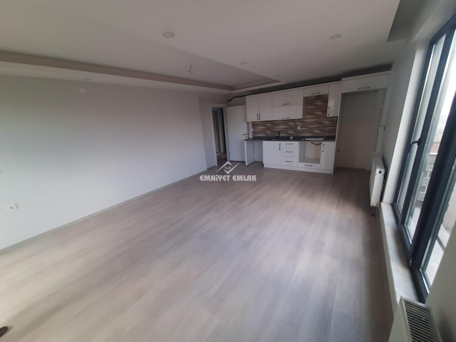 BAĞLIK MAHALLESİ ORHANOĞUZ OKULU BÖLGESİNDE 2+1 DENİZ MANZARALI KİRALIK DAİRE