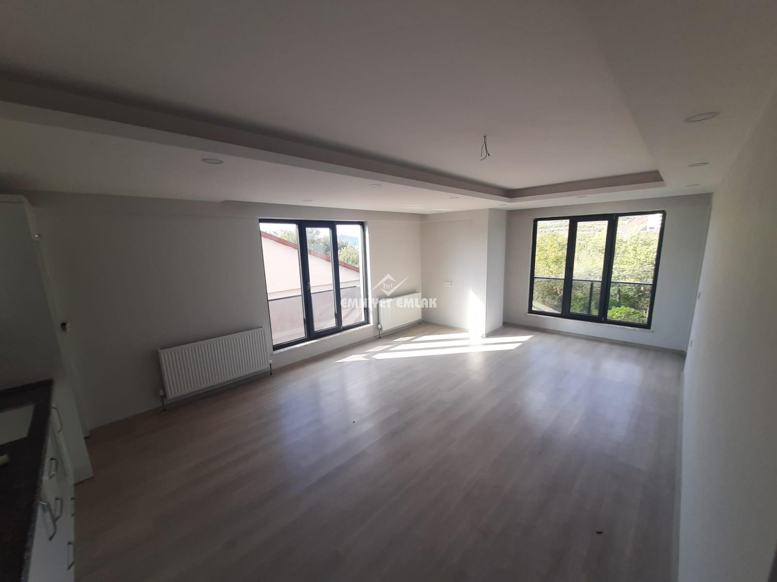 BAĞLIK MAHALLESİ ORHANOĞUZ OKULU BÖLGESİNDE 2+1 DENİZ MANZARALI KİRALIK DAİRE